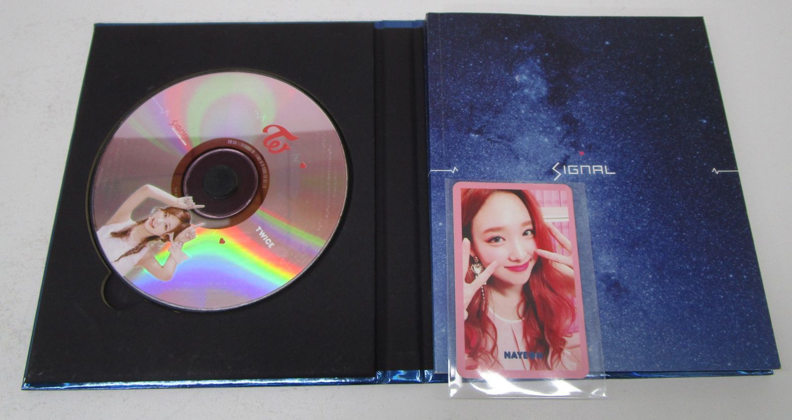 TWICE CD まとめ売りトレカ多数あり - メルカリ