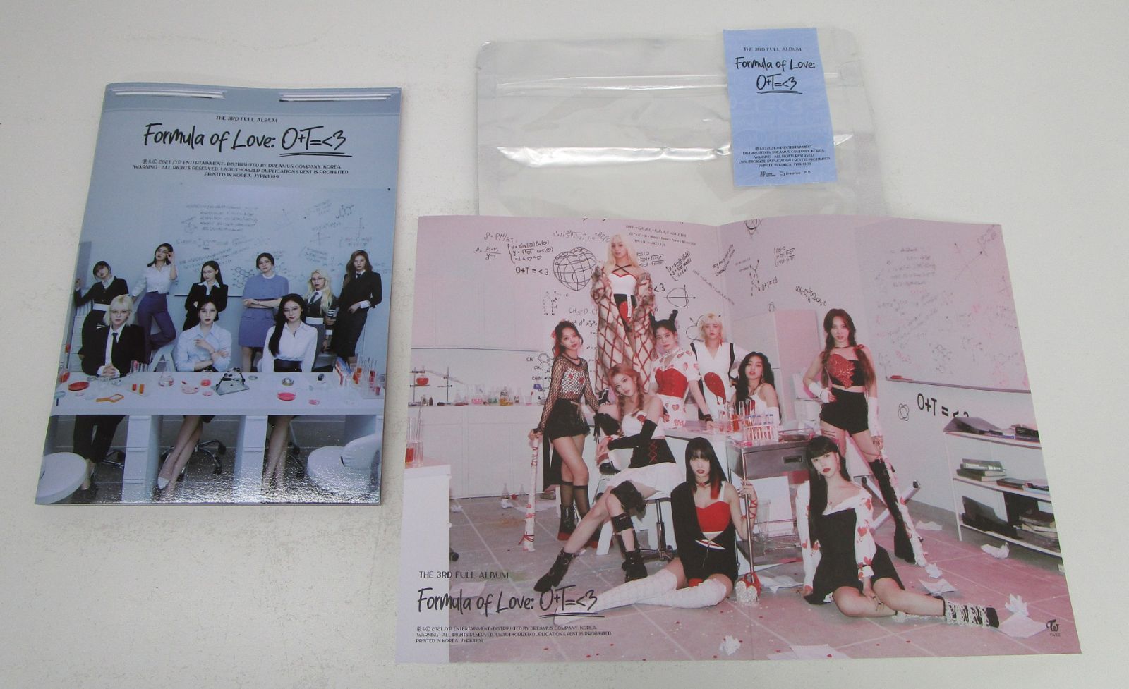 TWICE CD まとめ売りトレカ多数あり - メルカリ