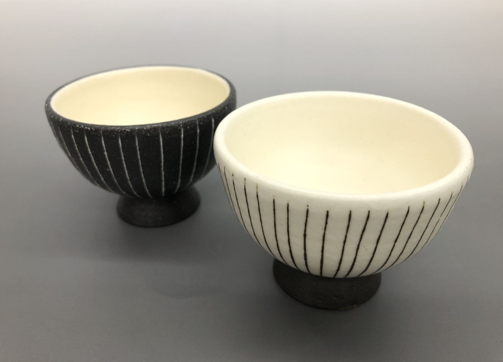 極美品】ほぼ未使用 壺文製陶 陶芸作家 奥田章 TSUBO-BUN 十草 高台