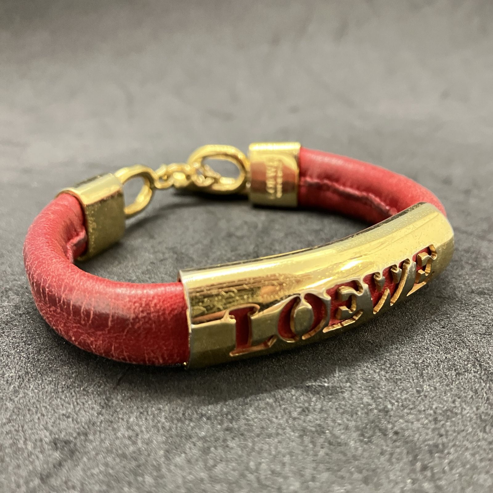 ✨希少✨LOEWE ロエベ ブレスレット レザー レッド系 4843 - メルカリ