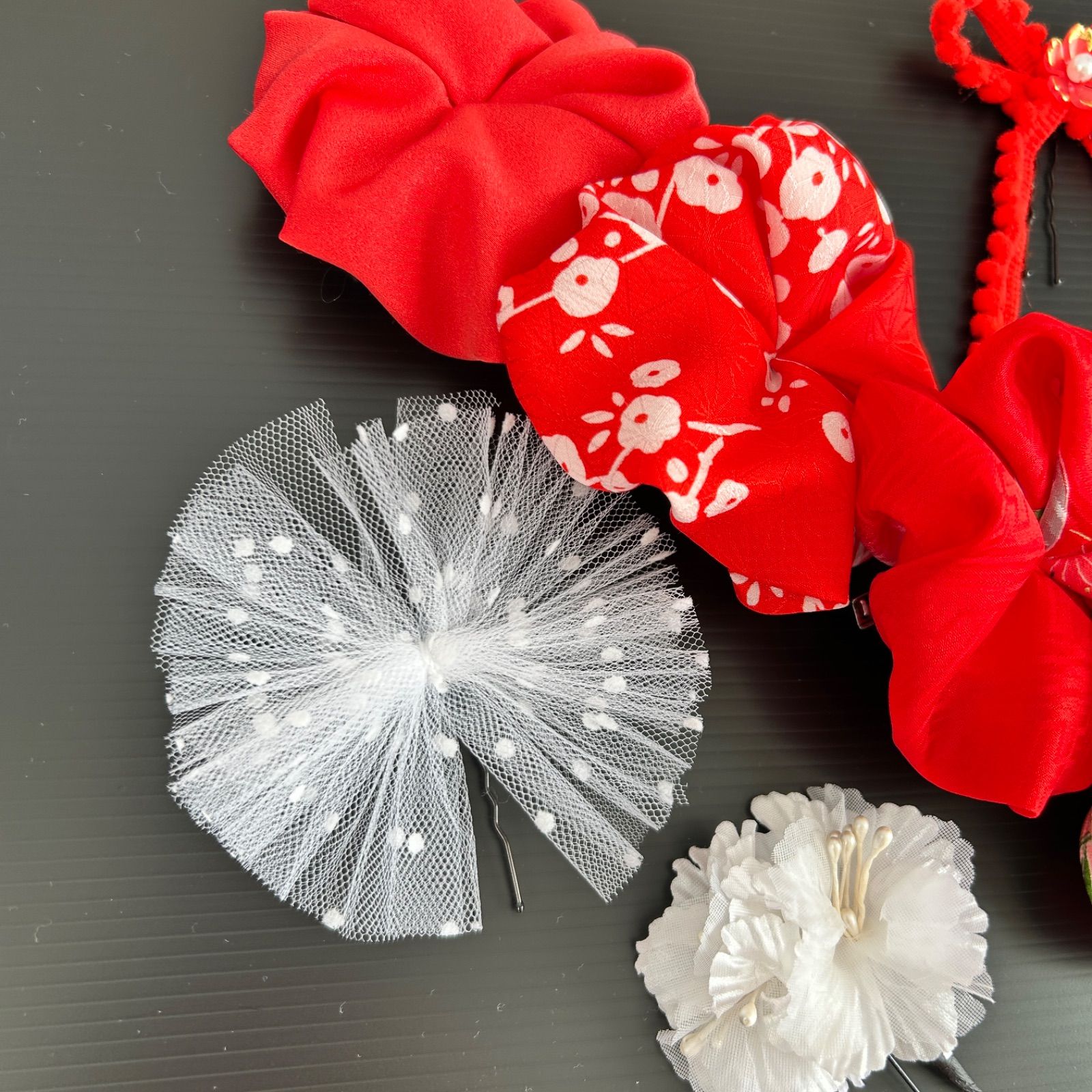 A09 七五三 髪飾り ヘッドドレス リボン 着物リメイク 撮影 赤 朱色 梅