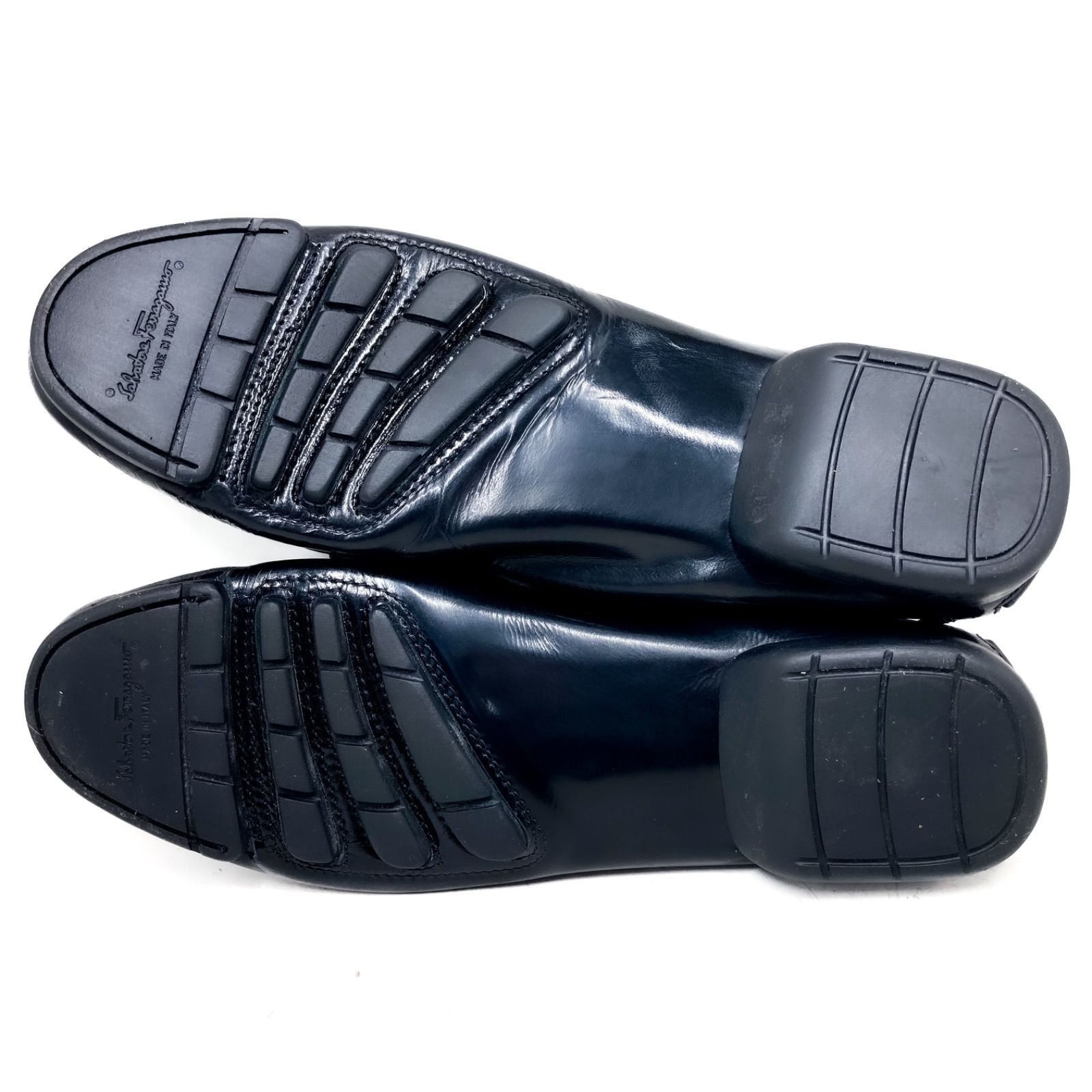 ほぼ未使用】Salvatore Ferragamo サルヴァトーレフェラガモ