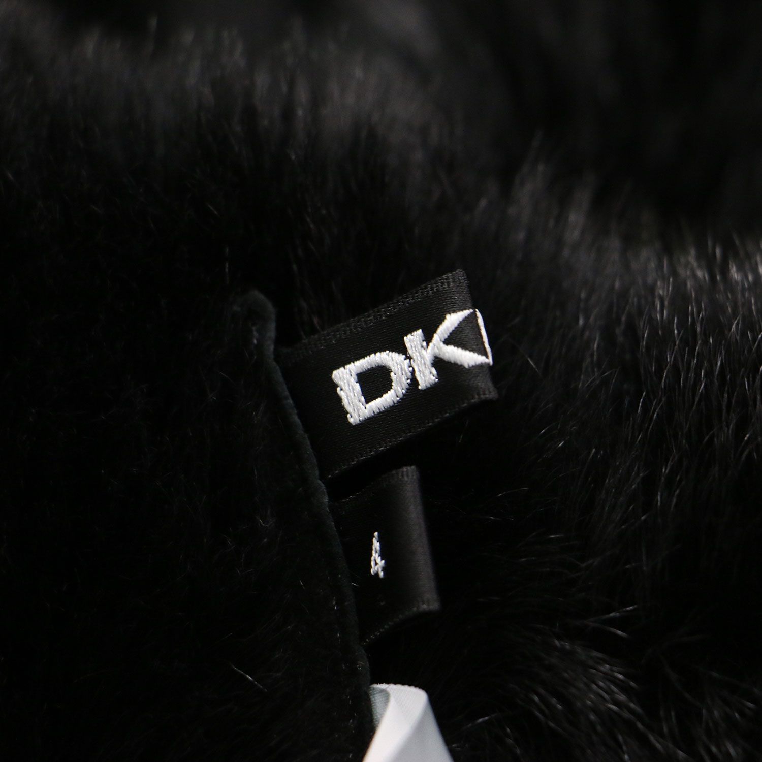 レディース DKNYダナキャランムートンコート黒4美品
