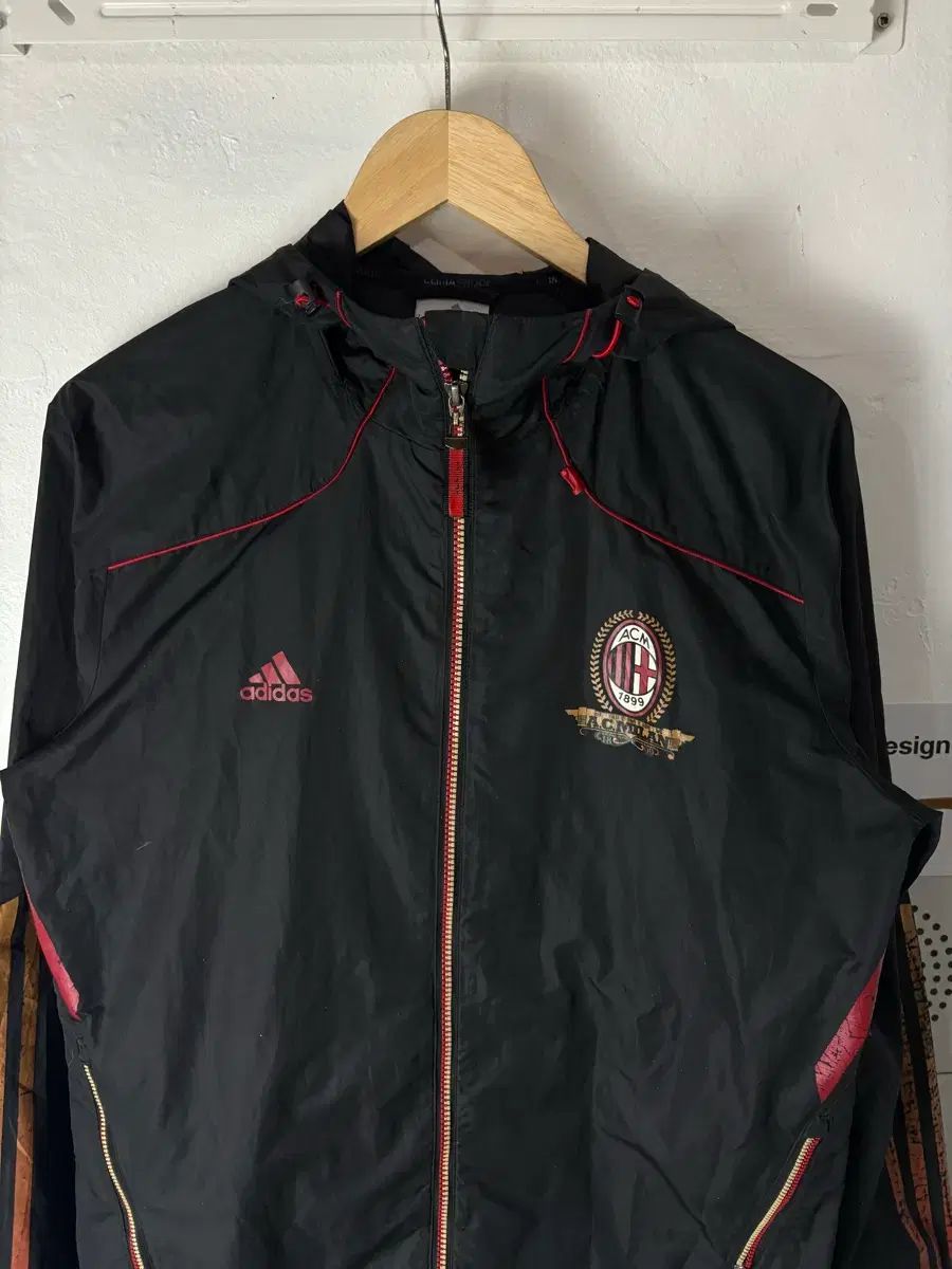 アディダス ACミラン ウィンドブレーカー - メルカリ