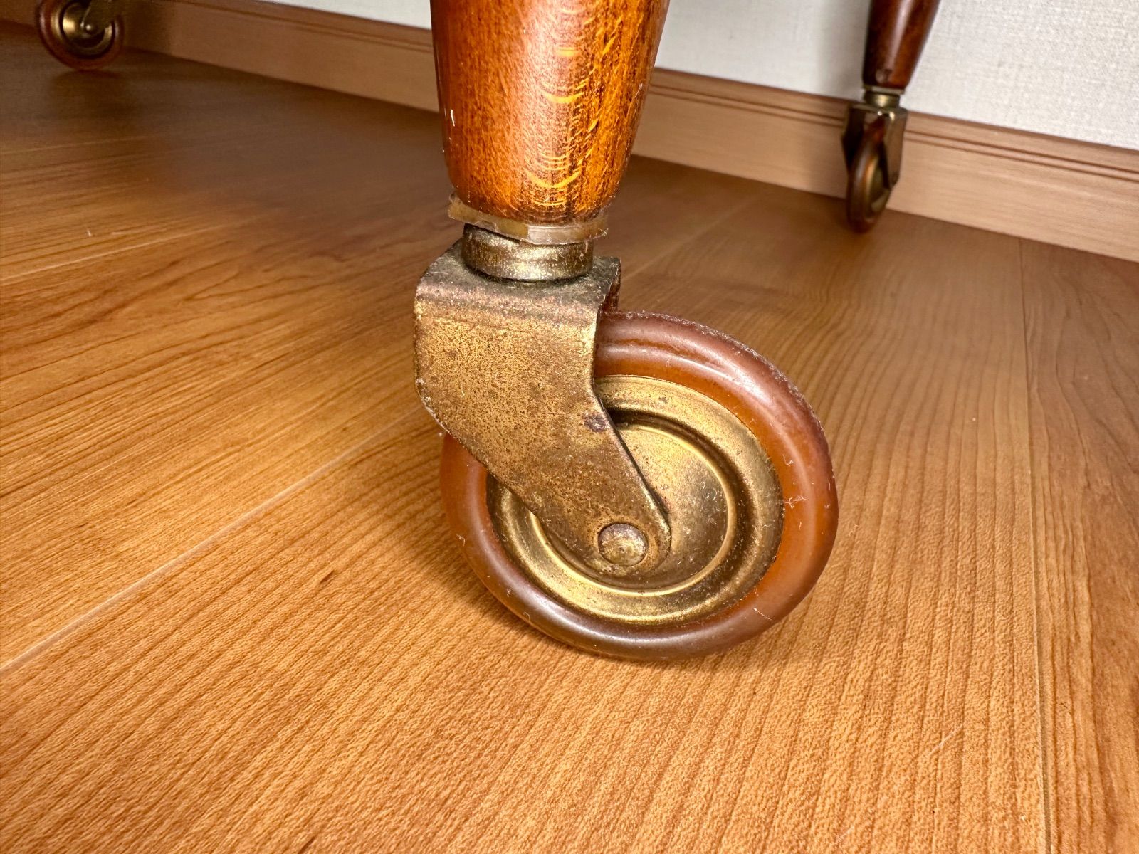 カリモク家具 コロニアル キッチンワゴン オールドカリモク - メルカリ