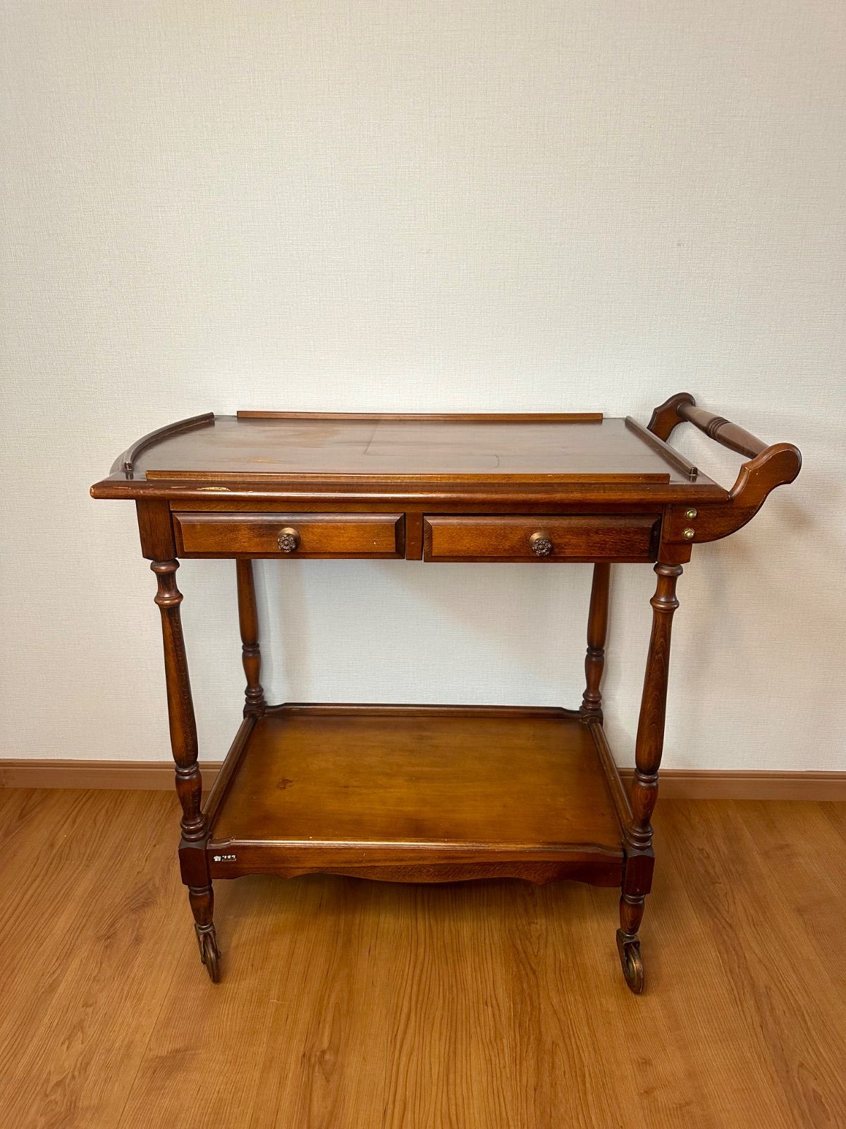 カリモク家具 コロニアル キッチンワゴン オールドカリモク - メルカリ