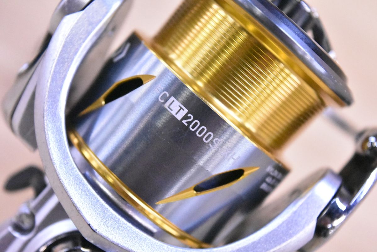 ダイワ 21 フリームス FC LT 2000S-XH DAIWA FREAMS スピニングリール