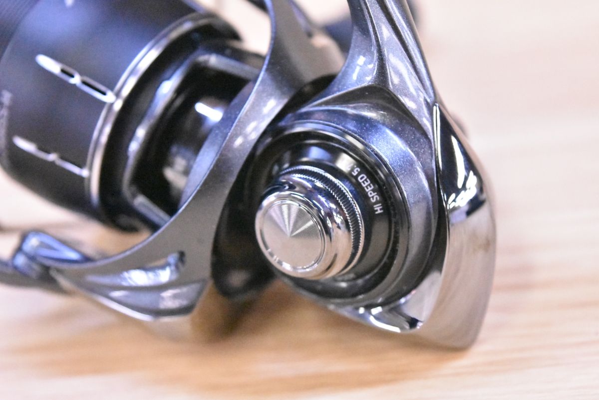 ダイワ 24 ルビアス ST SF 2500SS-H スピニングリール DAIWA LUVIAS