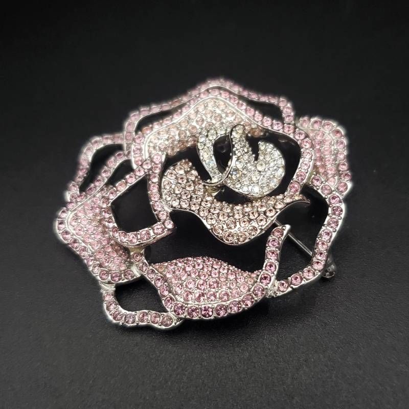 SWAROVSKI スワロフスキー ブローチ 薔薇 ローズ フラワー クリスタル