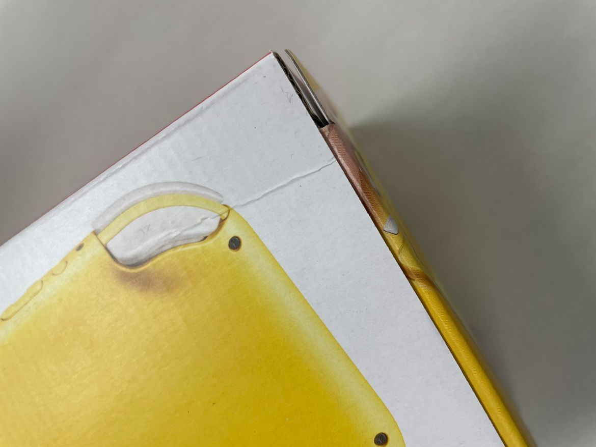 未使用・箱潰れ】Nintendo Switch Lite ニンテンドー スイッチ ライト