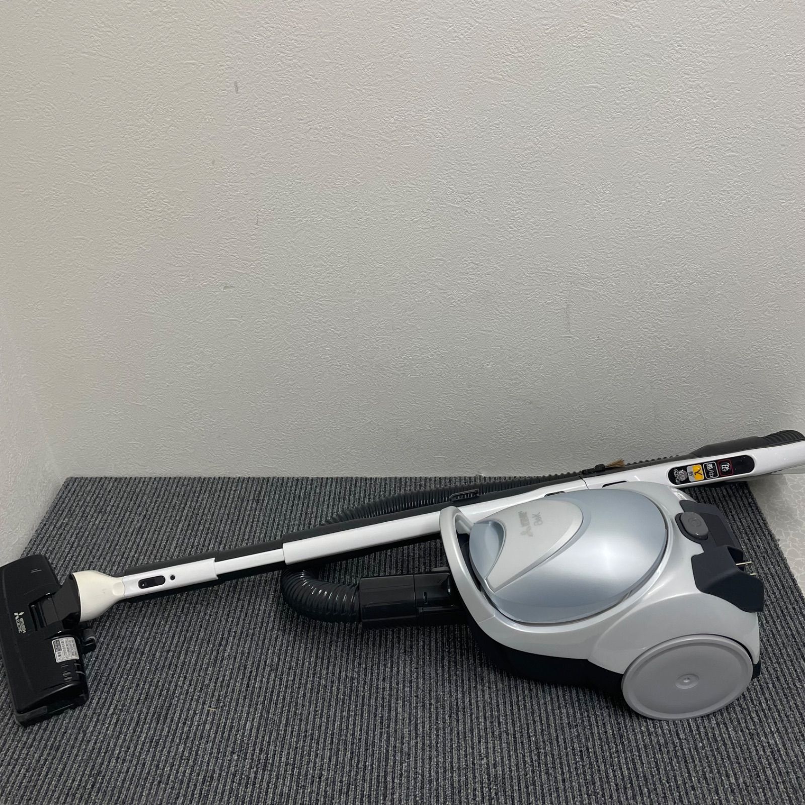 三菱 MITSUBISHI 紙パック式掃除機 【TC-FM2A-A】 - メルカリ