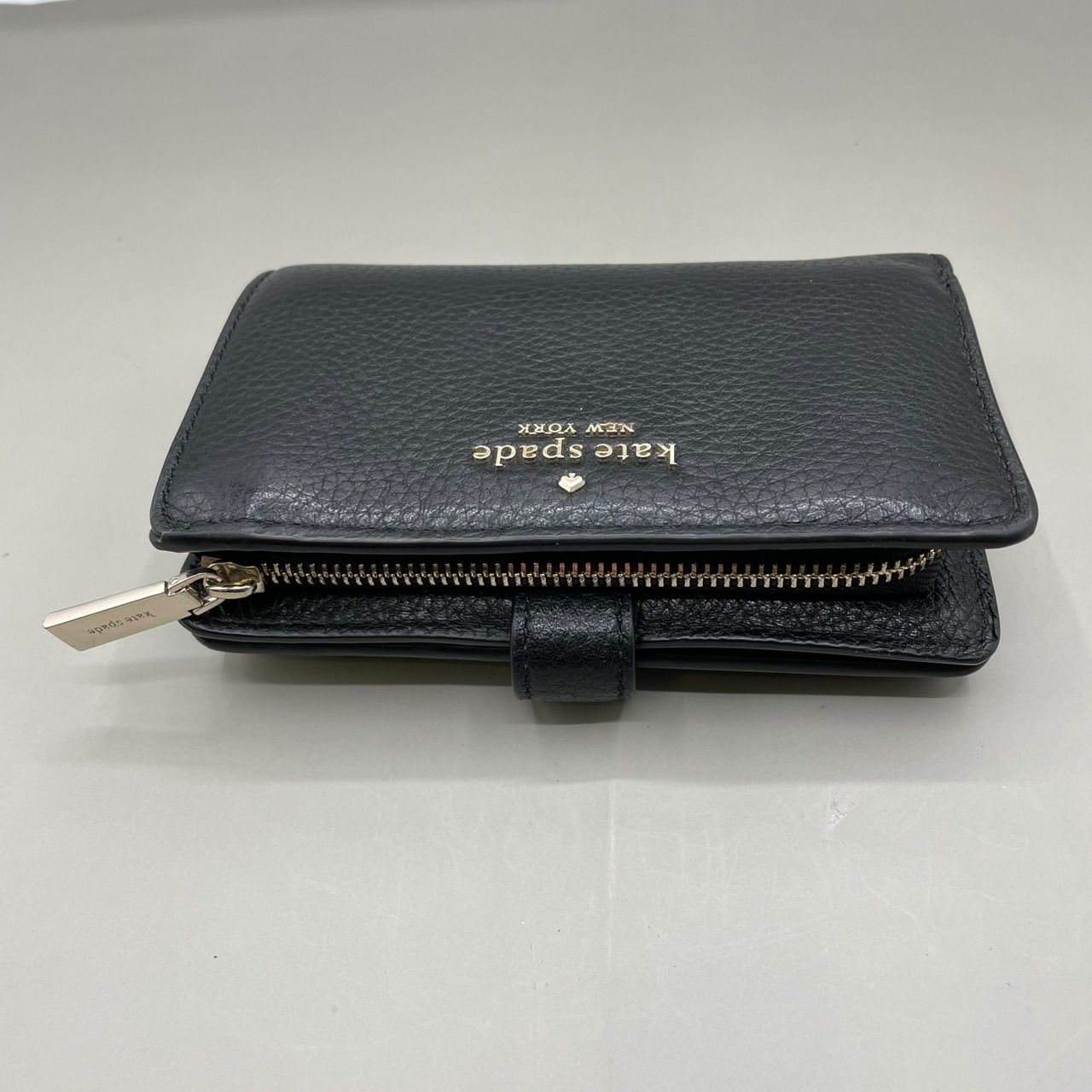 未使用級 kate spade new york ケイトスペード 二つ折り財布 ミニ 