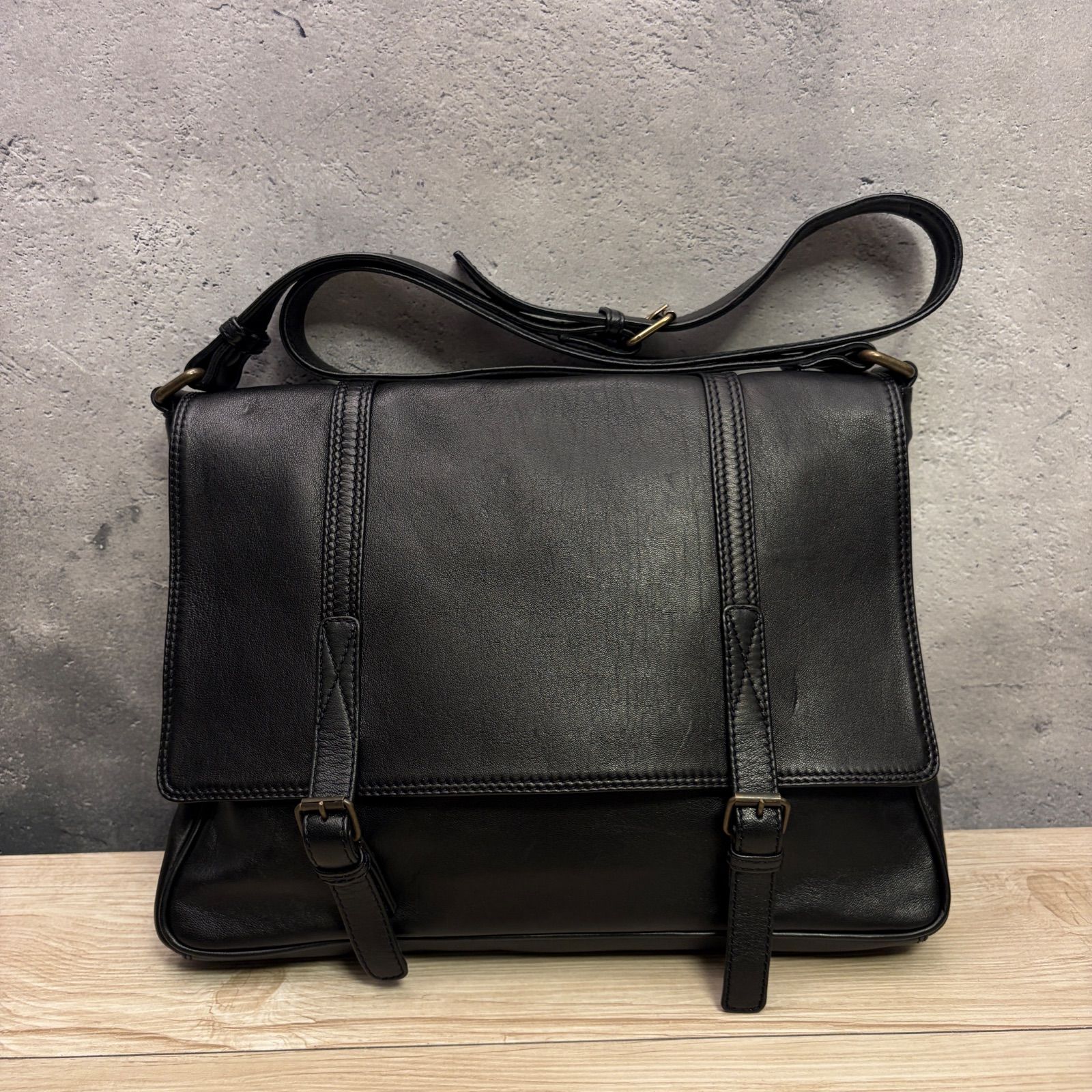 agnès b. アニエスベー CU01 SAC ショルダーバッグ 現行 レザー