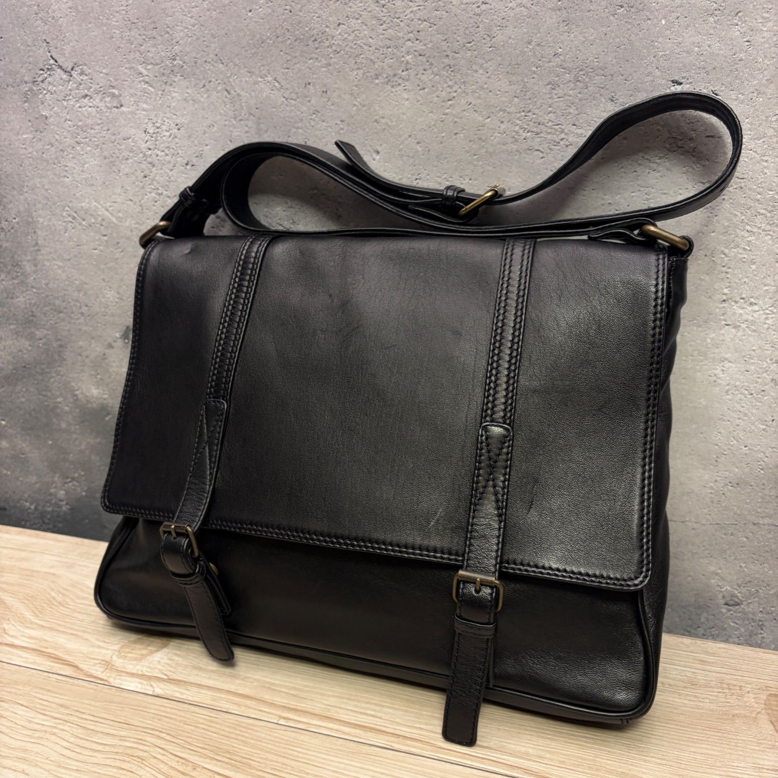 agnès b. アニエスベー CU01 SAC ショルダーバッグ 現行 レザー 