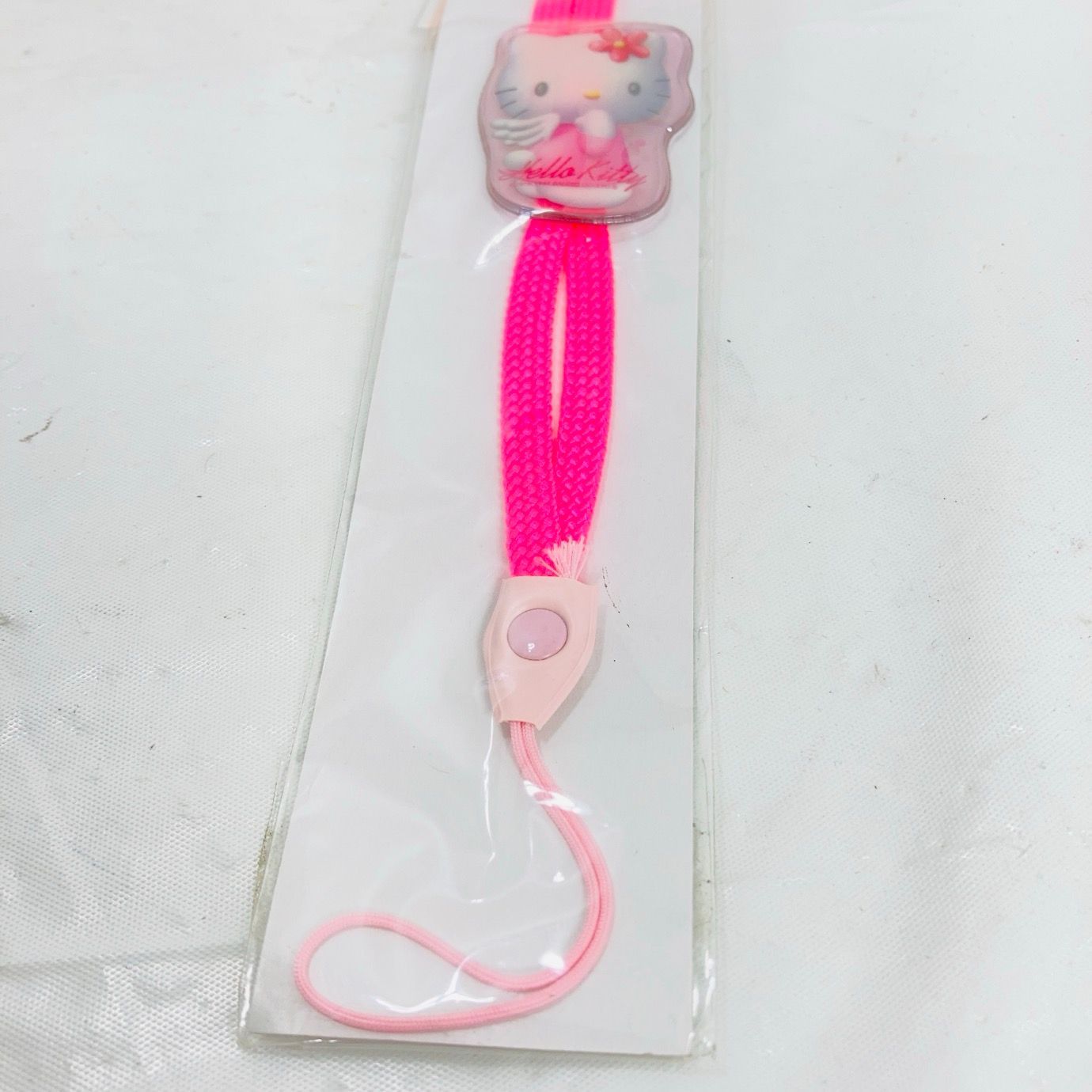 未開封 サンリオ ハローキティ 携帯電話用 ストラップ 2個 まとめ