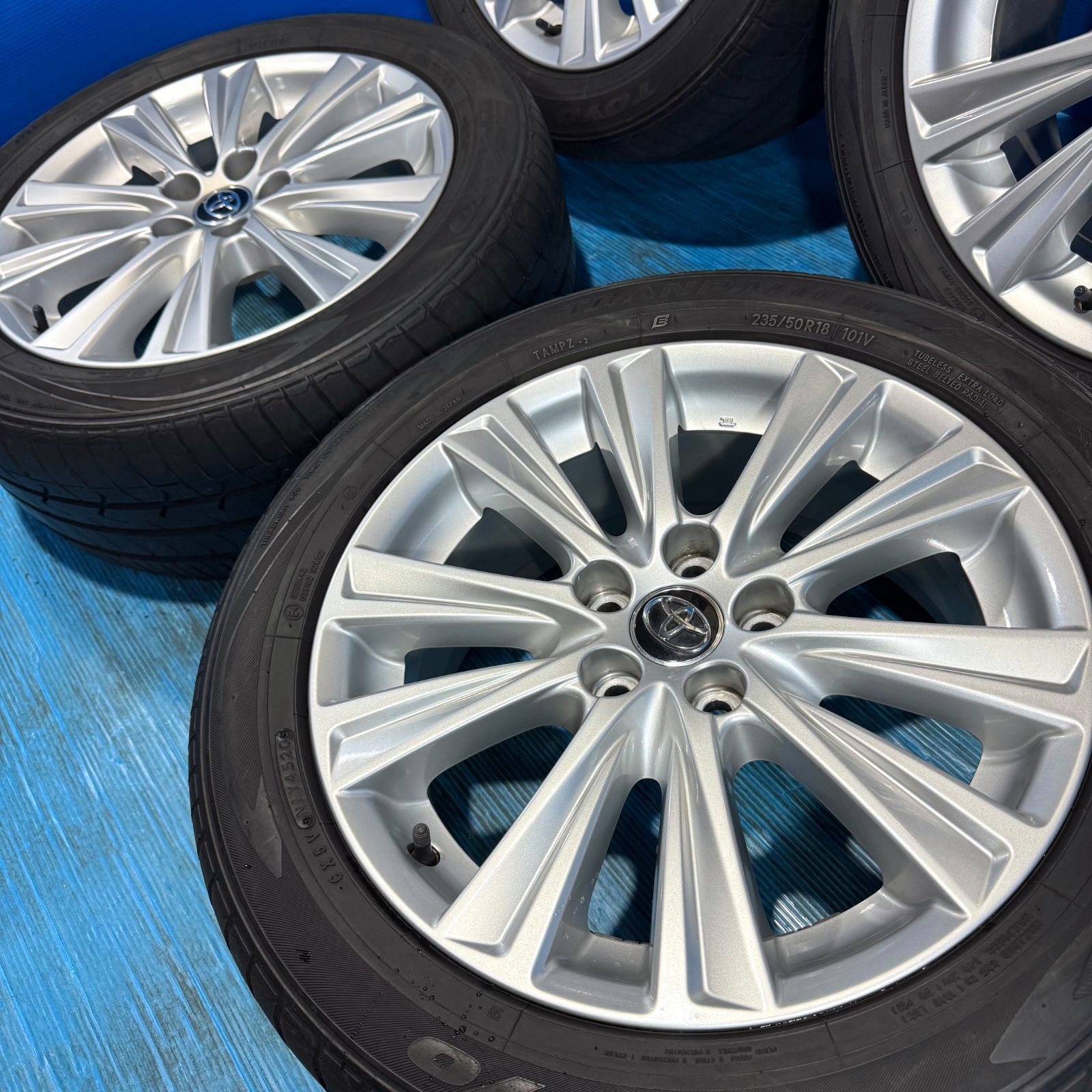 ヴェルファイア アルファード 純正アルミホイール シルバー 4本セット② 極美品 30系 アルファード ヴェルファイア 純正 18インチ 4本 シルバー