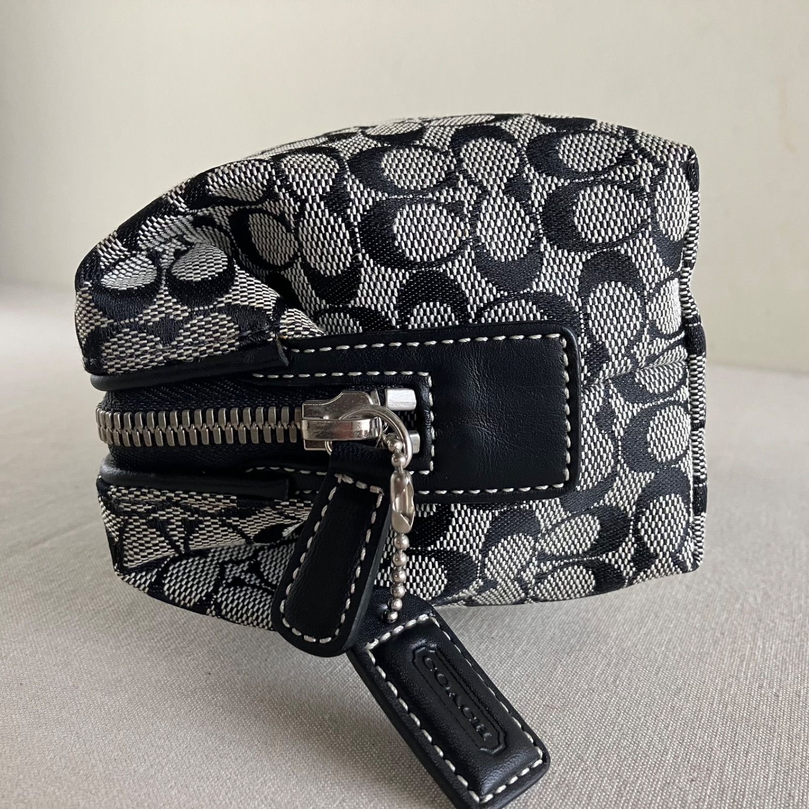 Coach Vintage Black Signature Canvas Leather Pouch Bag Purse y2k 