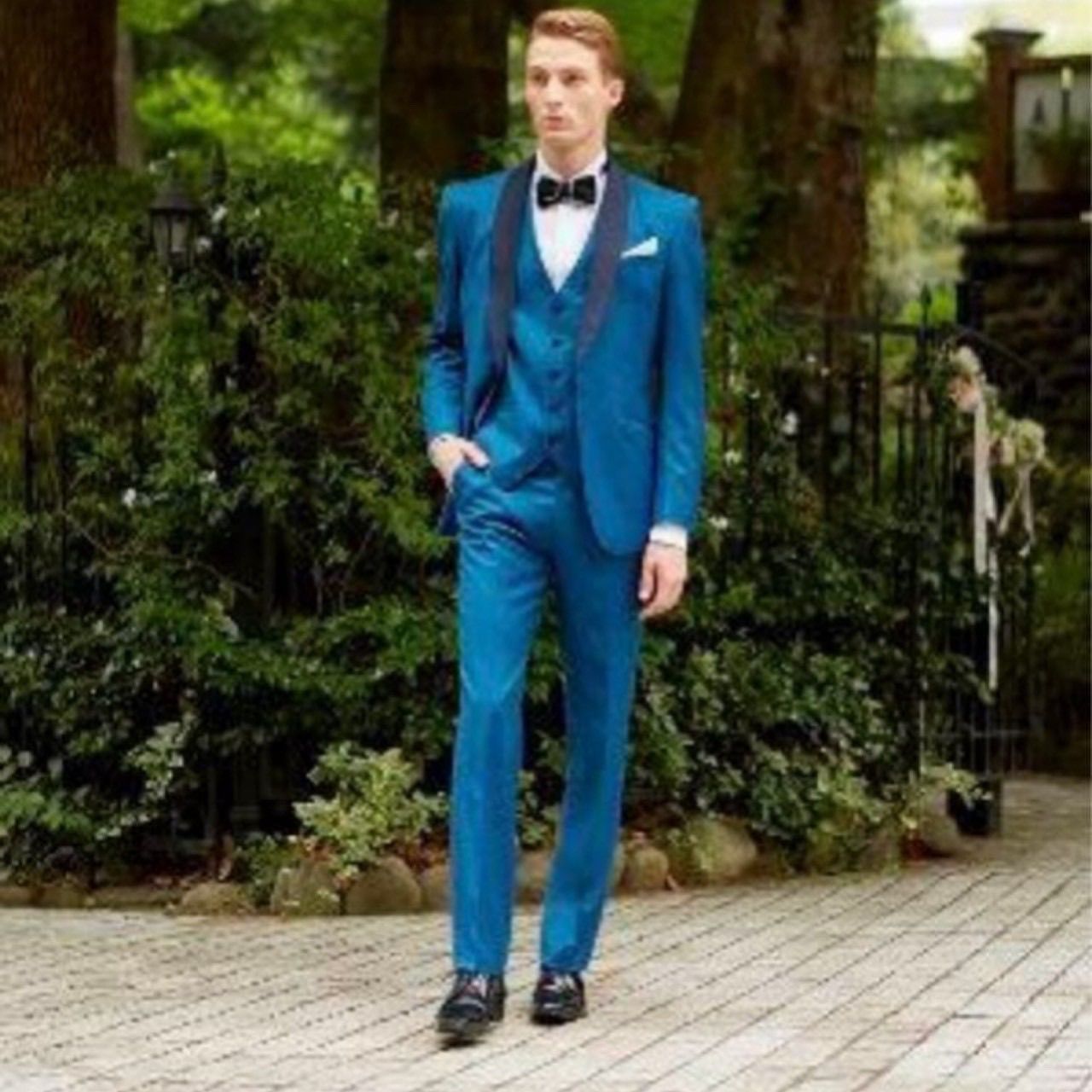 美品❣️Avica uomo ❣️ワタベウエディング❣️ス リーピース タキシード❣️ ワタナベウエディング Avica Uomoアヴィカ ウオモ Super 110's