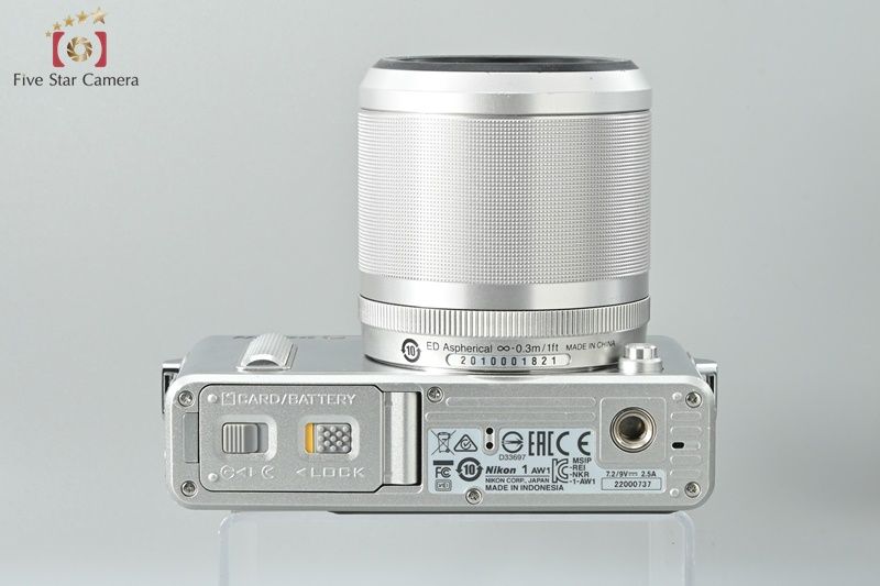 中古】Nikon ニコン 1 AW1 防水ズームレンズキット シルバー 元箱付き