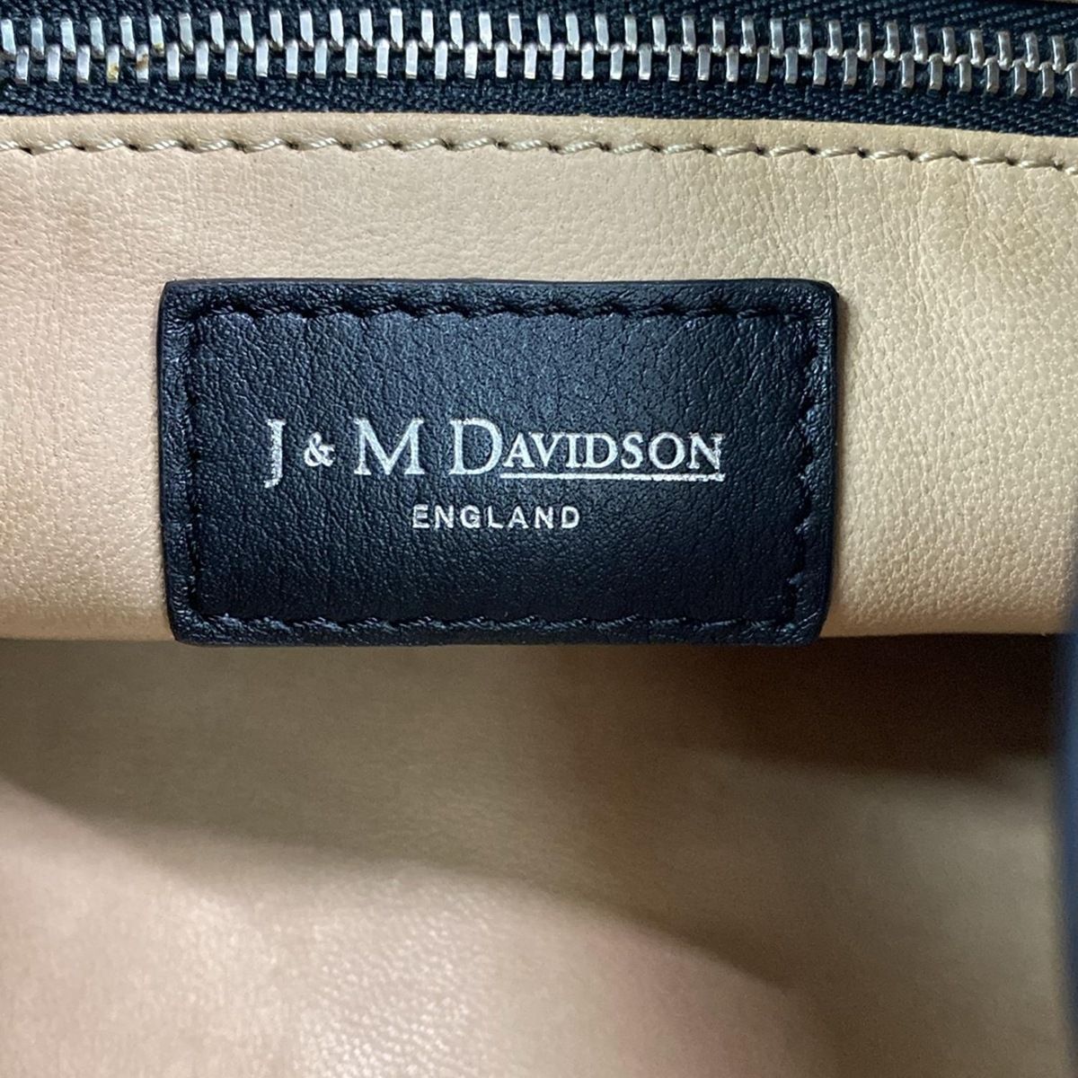 J&M Davidson✨デイジー ウィズ スタッズ 巾着 黒 バンドバッグ J&M