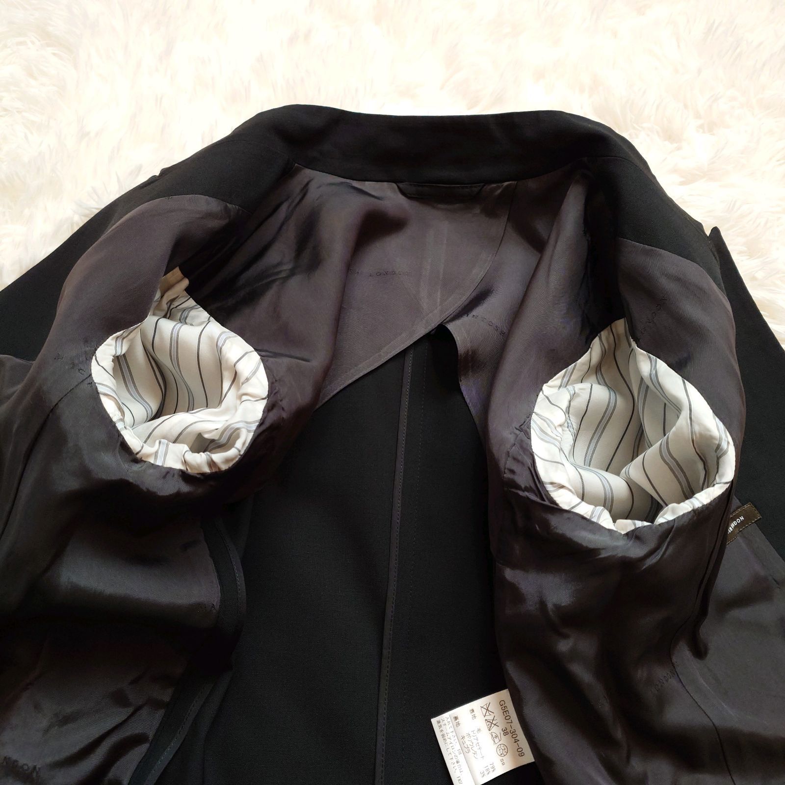 美品 マッキントッシュロンドン ノーカラー スーツ セットアップ ブラック 38 NEW BRIDGE】【LoroPiana Fabric】ピンドットスーツ(スーツ