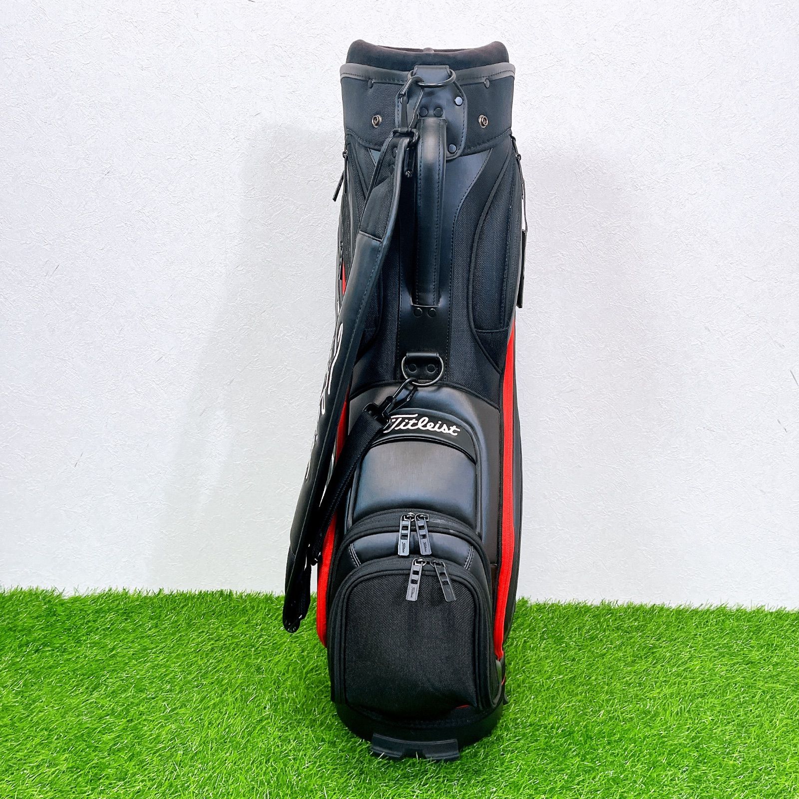 Titleist タイトリスト キャディバッグ ジェットブラック ミドルサイズ