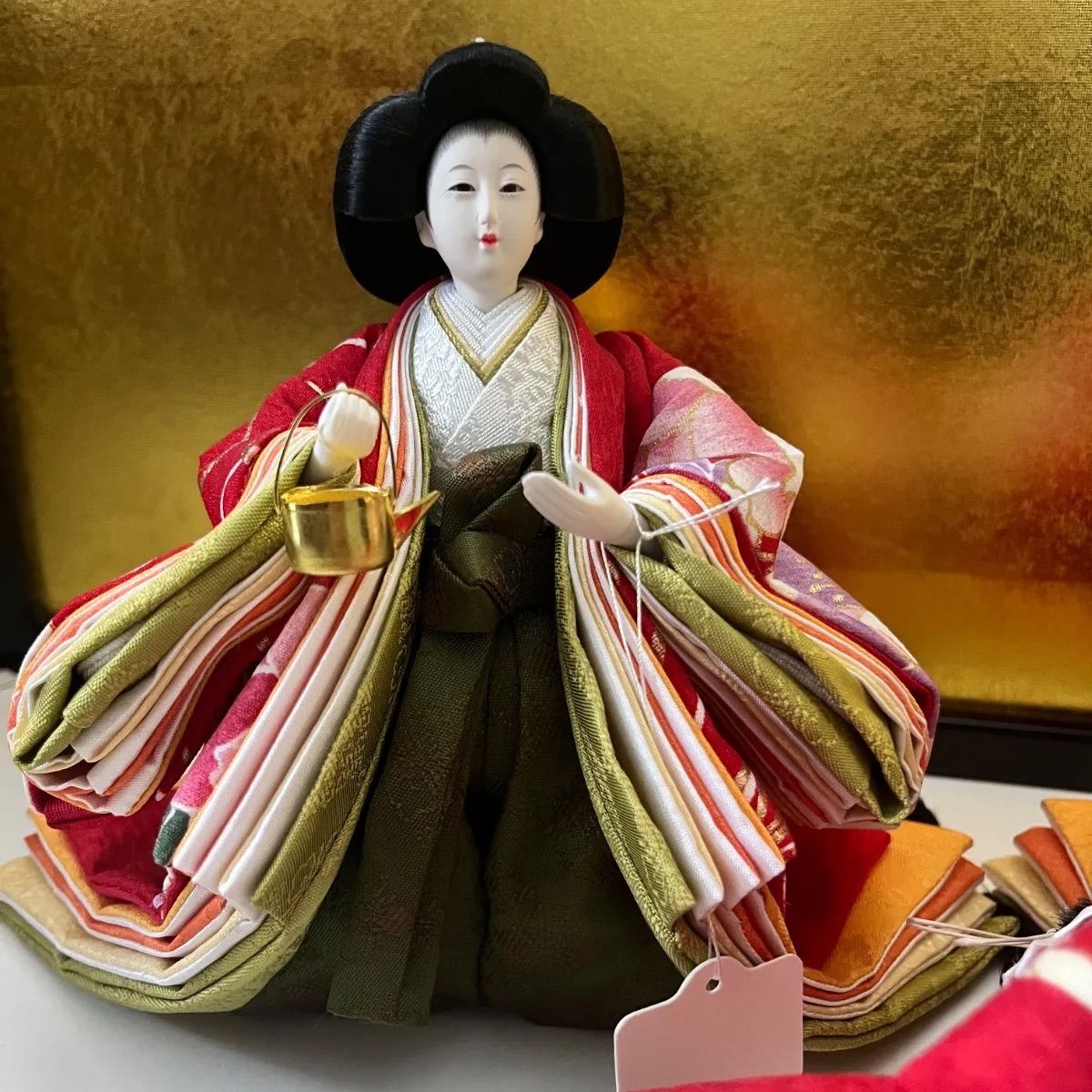 新年赤札セール❗️【ギャラリー三益】古美術　唐三菜女官座像 新品☆極上小さな三人官女☆ 頭師聖祥のお顔自慢☆芥子☆正絹☆雛人形