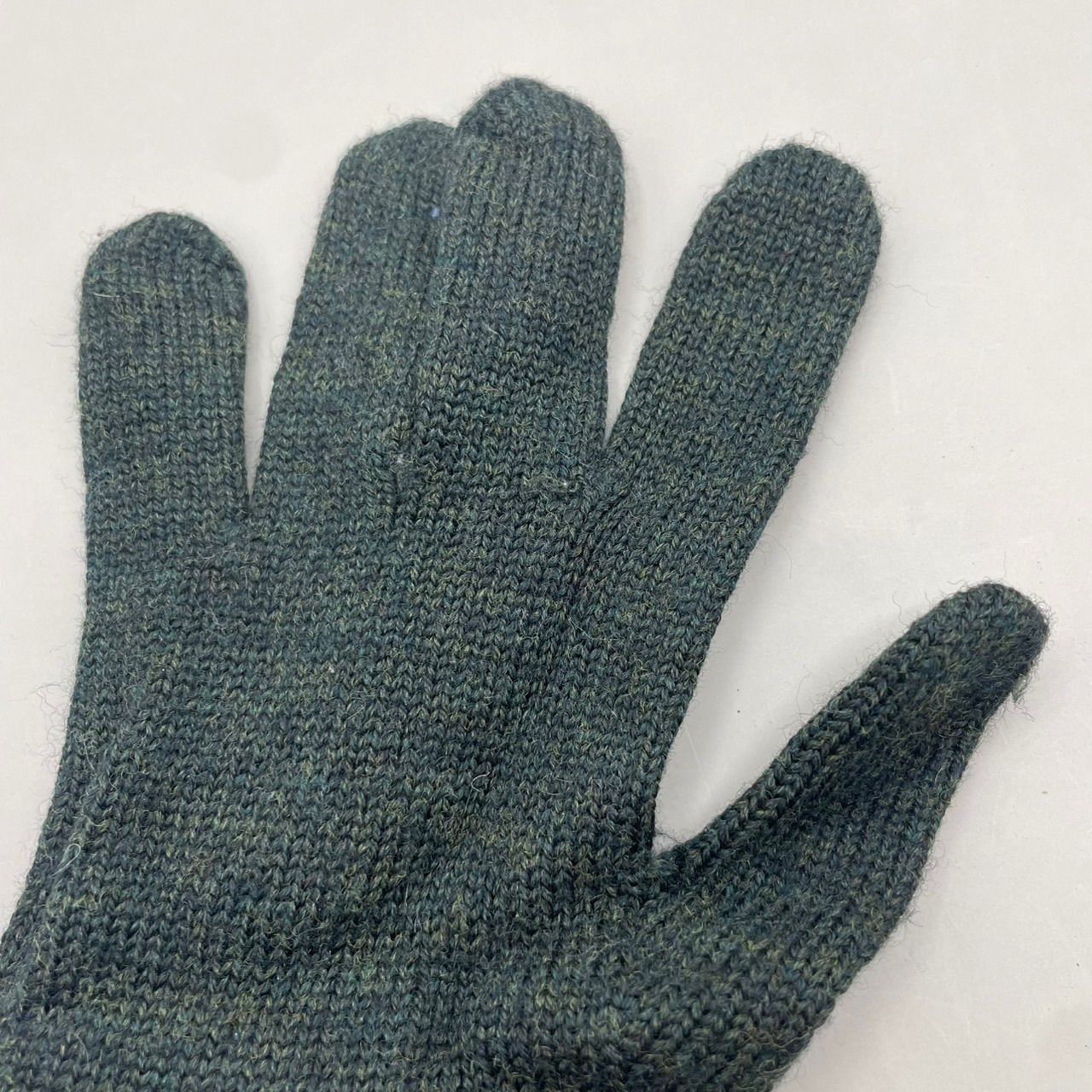 極美品 FENDI フェンディ 手袋 グローブ ウール ズッカ柄 希少カラー