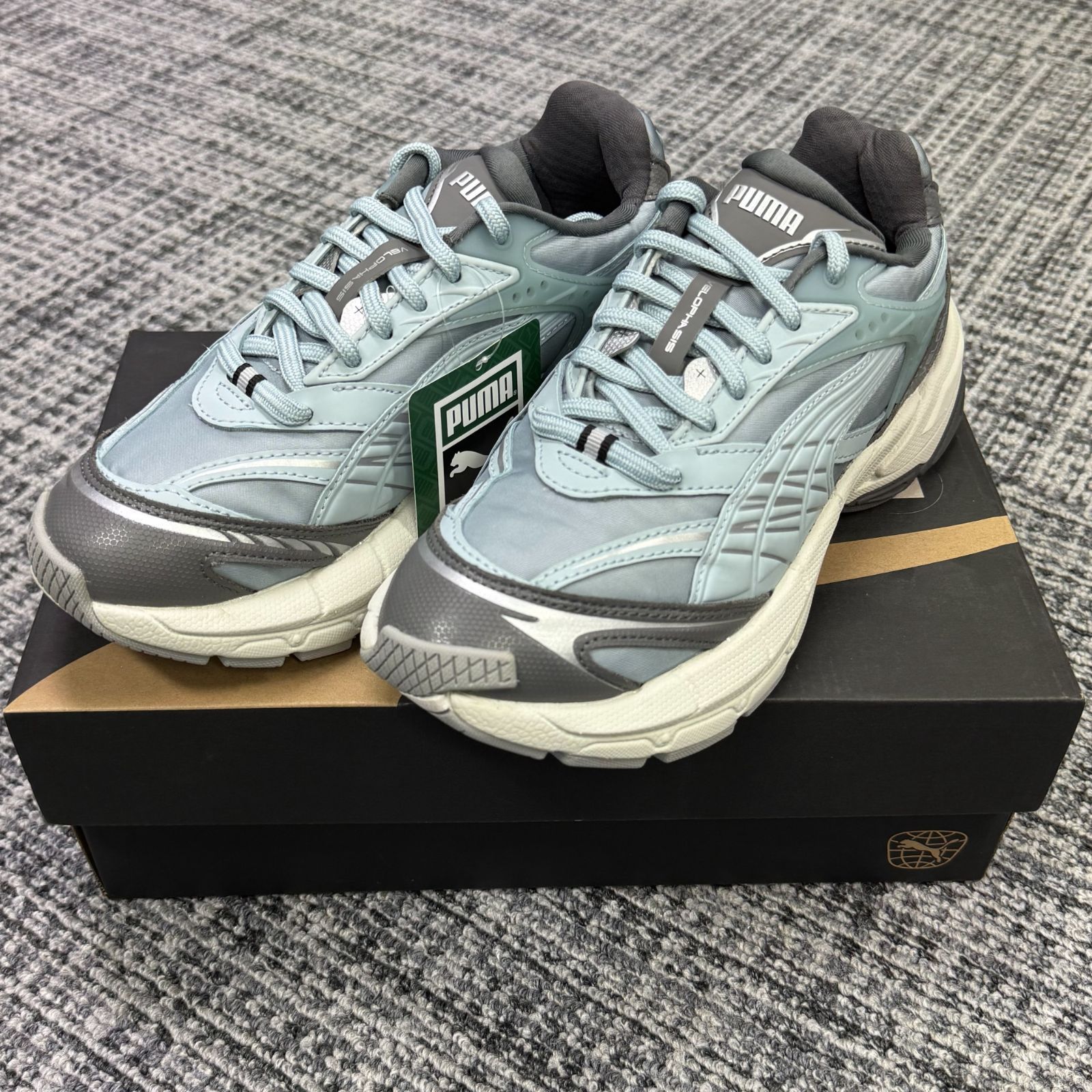 参考上代18700円 未使用 PUMA Velophasis l Nylon ヴェロファシスメタルナイロンスニーカー プーマ 398261 02 Cool Dark Gray 26cm （4517M） 参考上代18,700円 未使用品 PUMA VELOPHASIS METAL NYLON ヴェロ