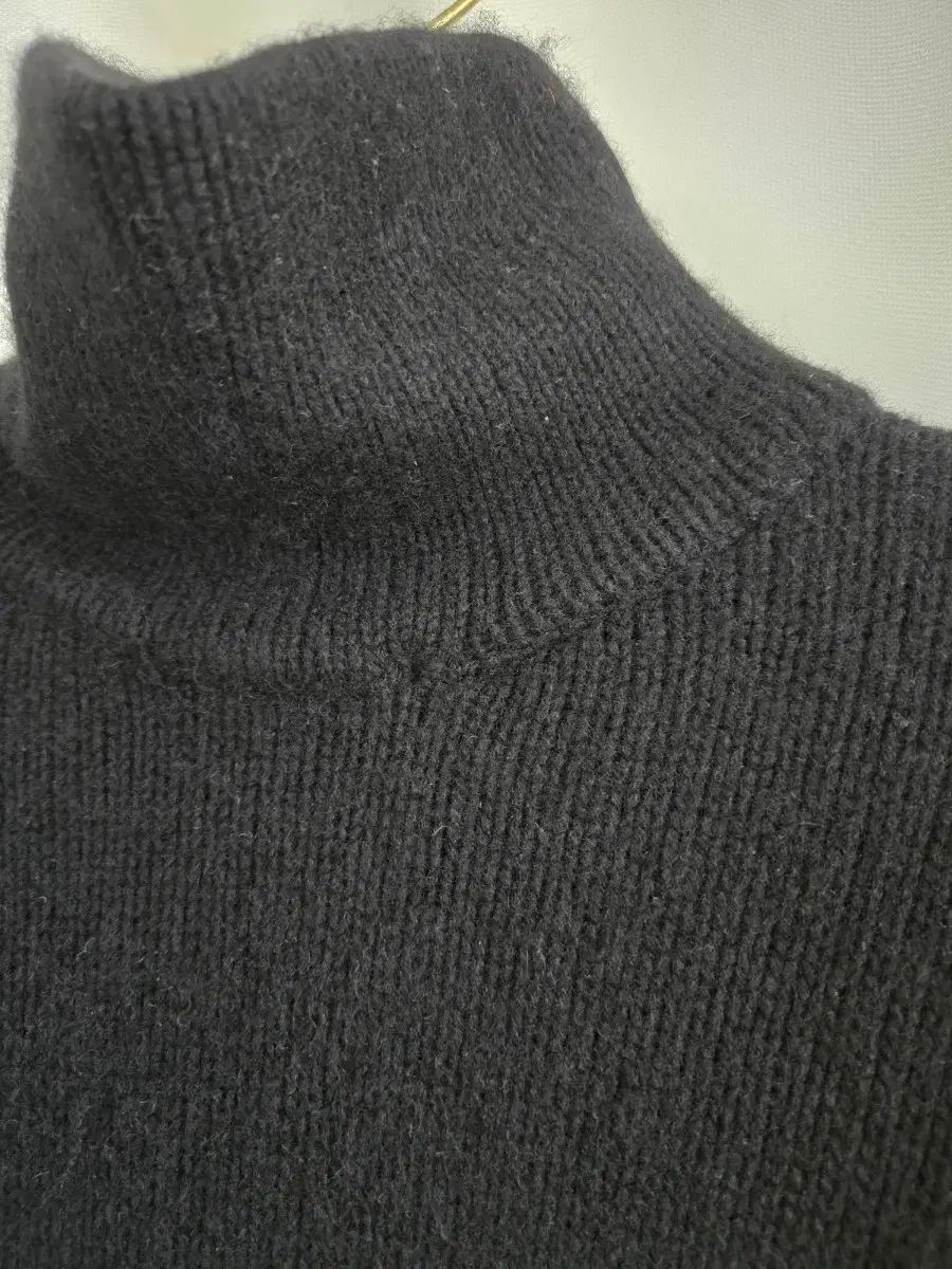 ZADIG&VOLTAIRE ザディグ・エ・ヴォルテール カシミア タートルネック