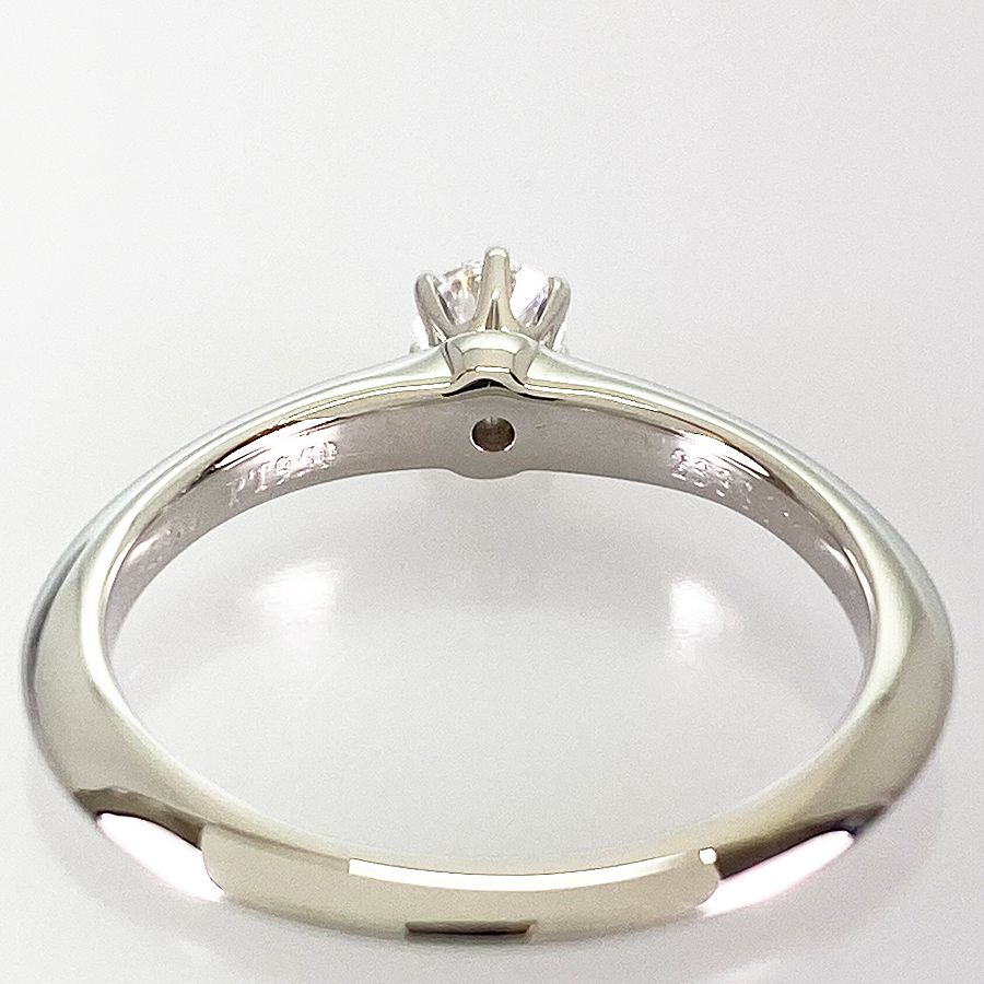 ティファニー TIFFANY&Co. ソリティア Pt950 ダイヤモンド 10号(50
