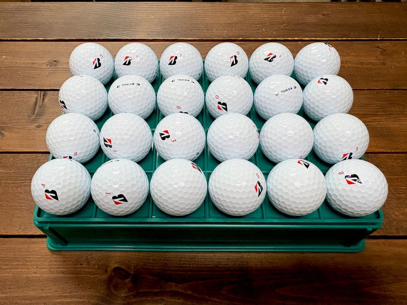 ブリヂストン TOUR B X 2024年モデル コーポレートカラー ホワイト 白