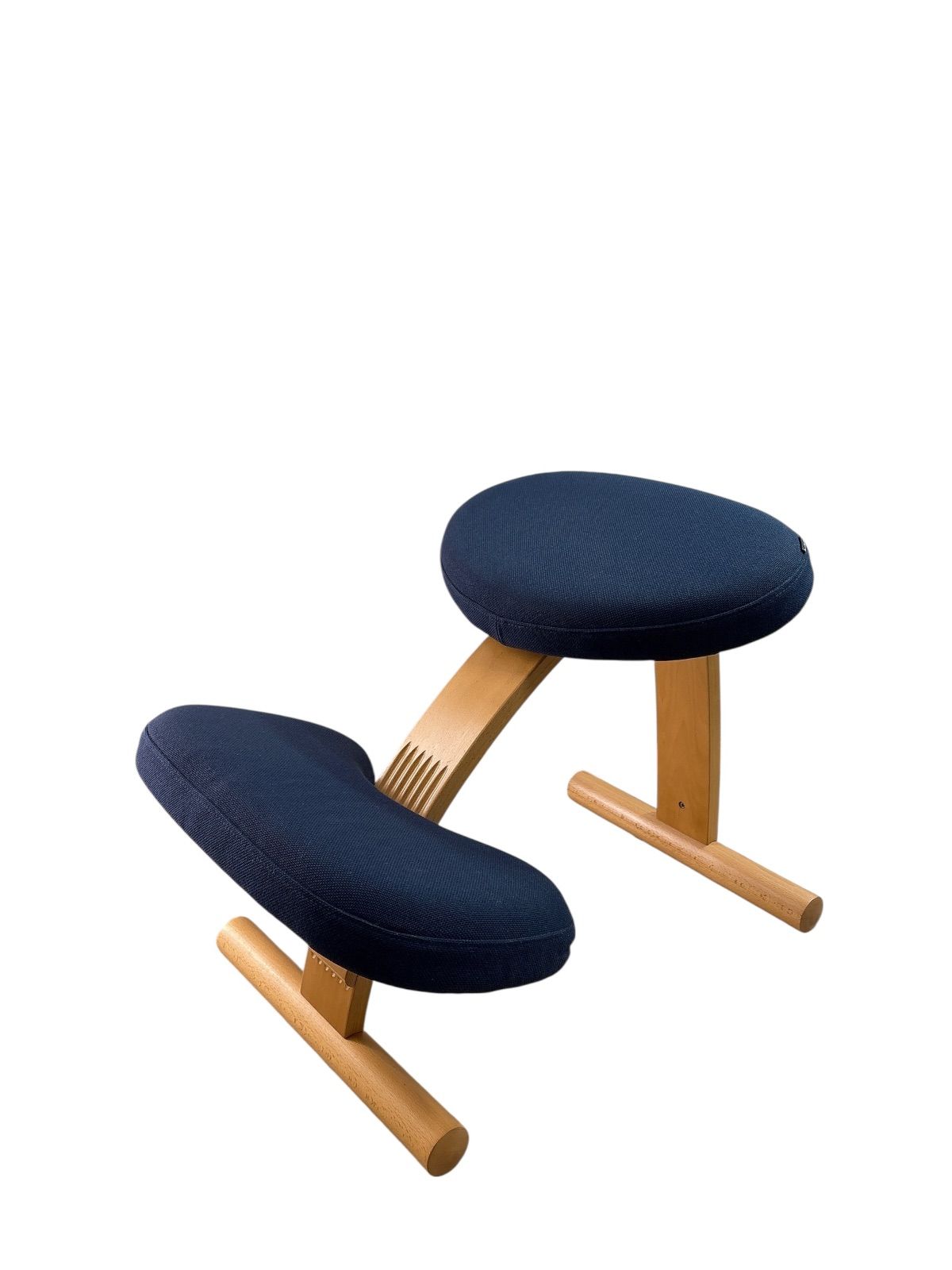 【美品】 バランスイージー ネイビー 椅子 バランスチェア サカモトハウス 美品】バランスイージー バランスチェア ネイビー サカモトハウス 日本