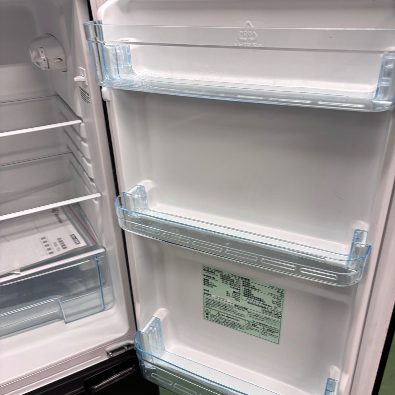 682 アイリスオーヤマ 大きめサイズ 冷蔵庫 162L 100L強 小型