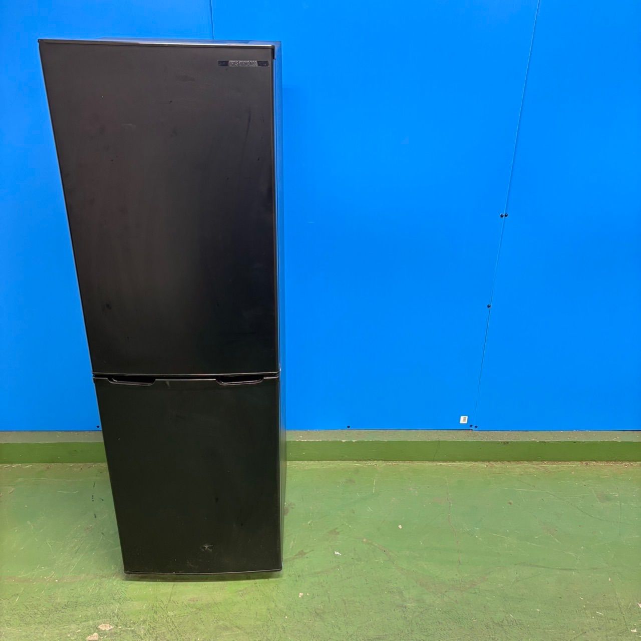 682 アイリスオーヤマ 大きめサイズ 冷蔵庫 162L 100L強 小型