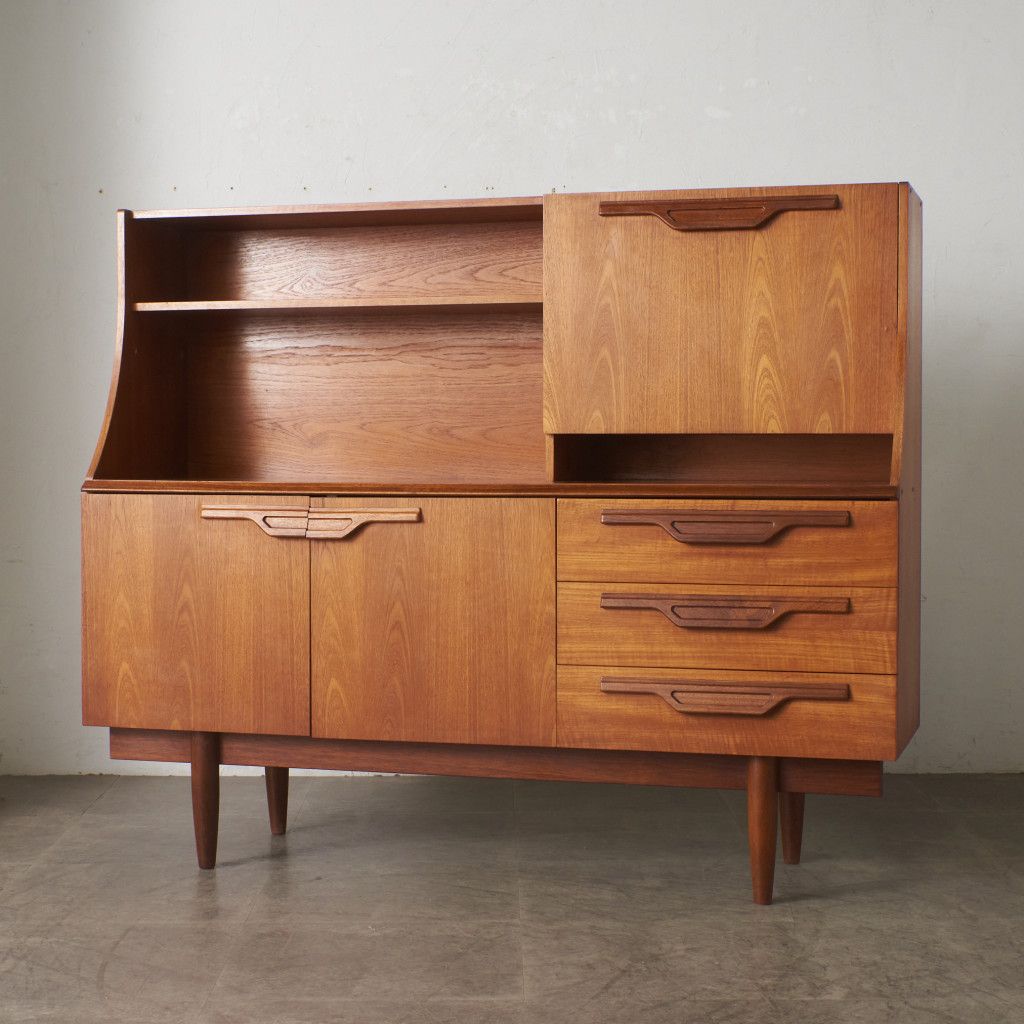 イギリス ヴィンテージ ハイサイドボード 北欧 モダン スタイル 木製