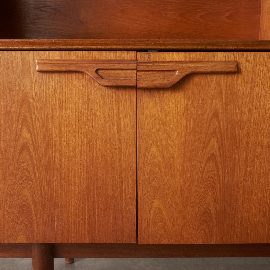 イギリス ヴィンテージ ハイサイドボード 北欧 モダン スタイル 木製