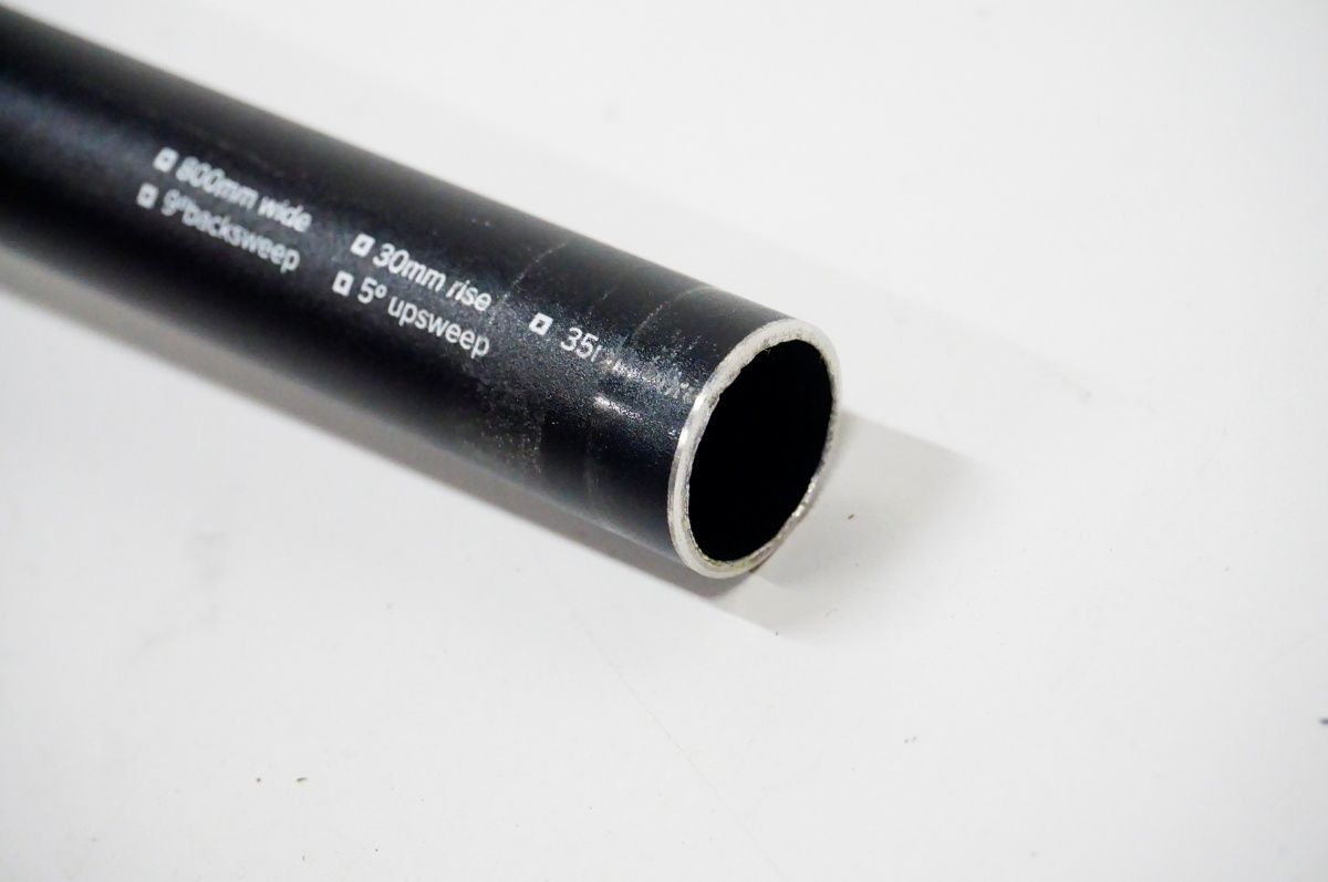 BURGTEC 「バーグテック」 RW Φ35 735mm ハンドル / バイチャリ名古屋 