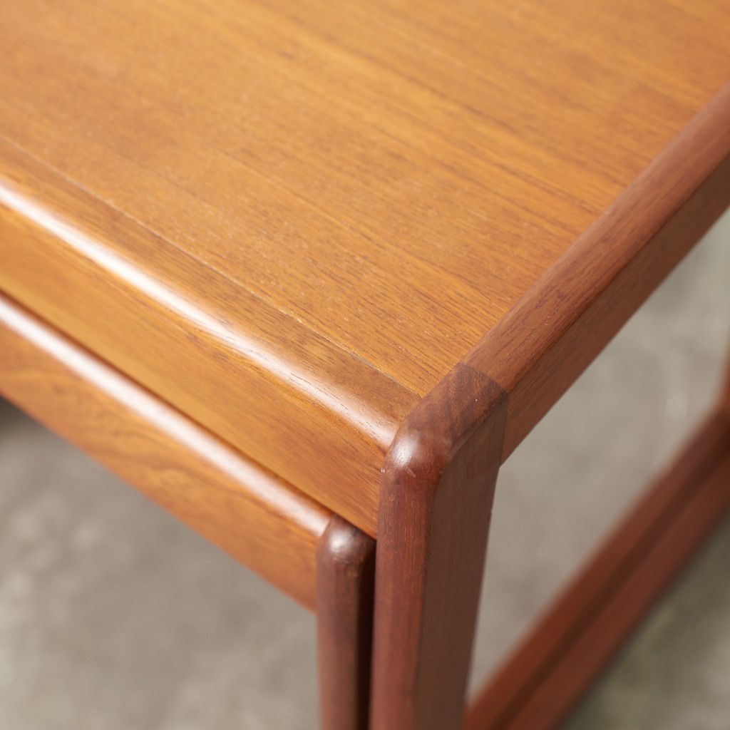 英国アンティークSUNELM製チークネストテーブル3台サイドテーブル92