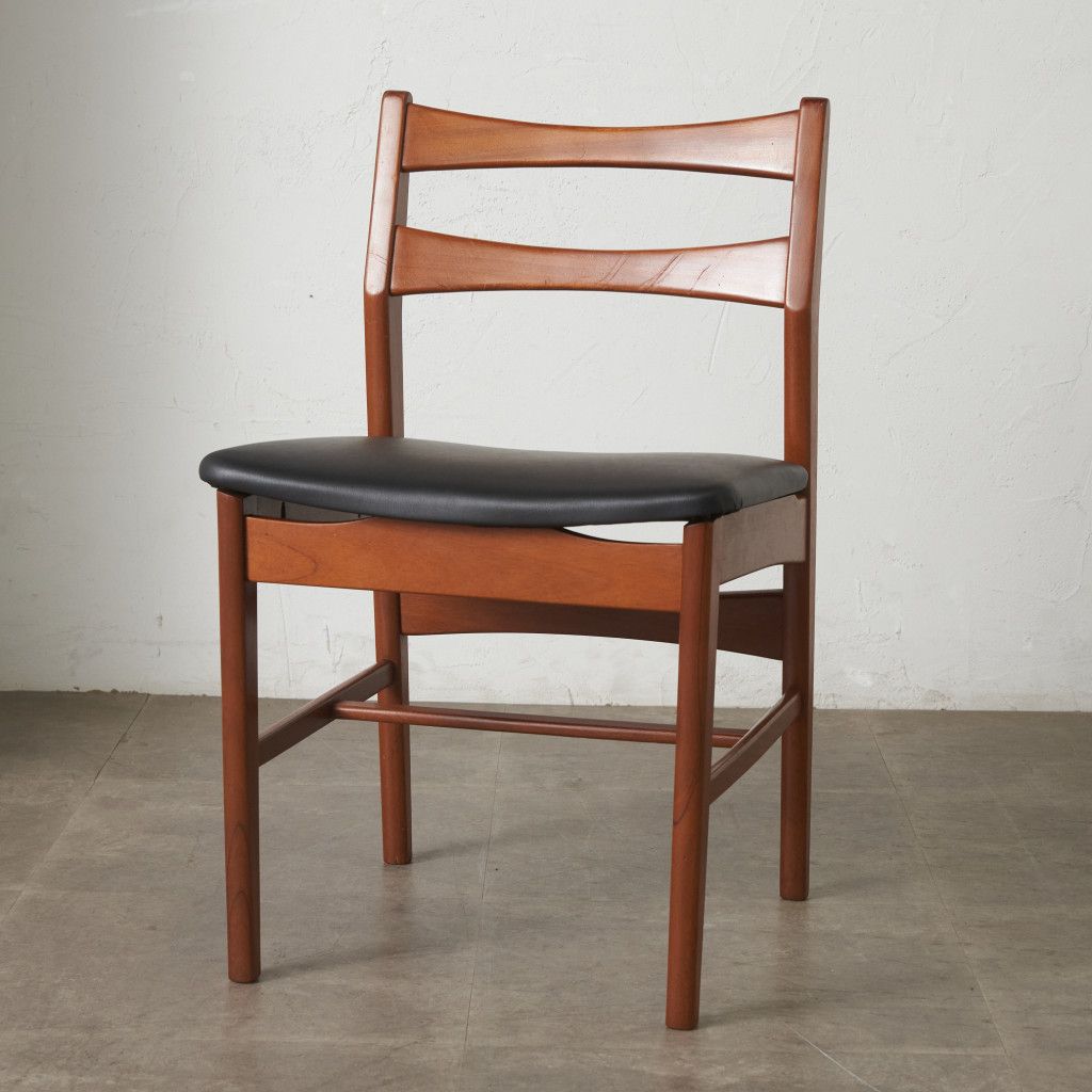 張替済 英国 ヴィンテージ ダイニングチェア ラダーバック 椅子 天然木