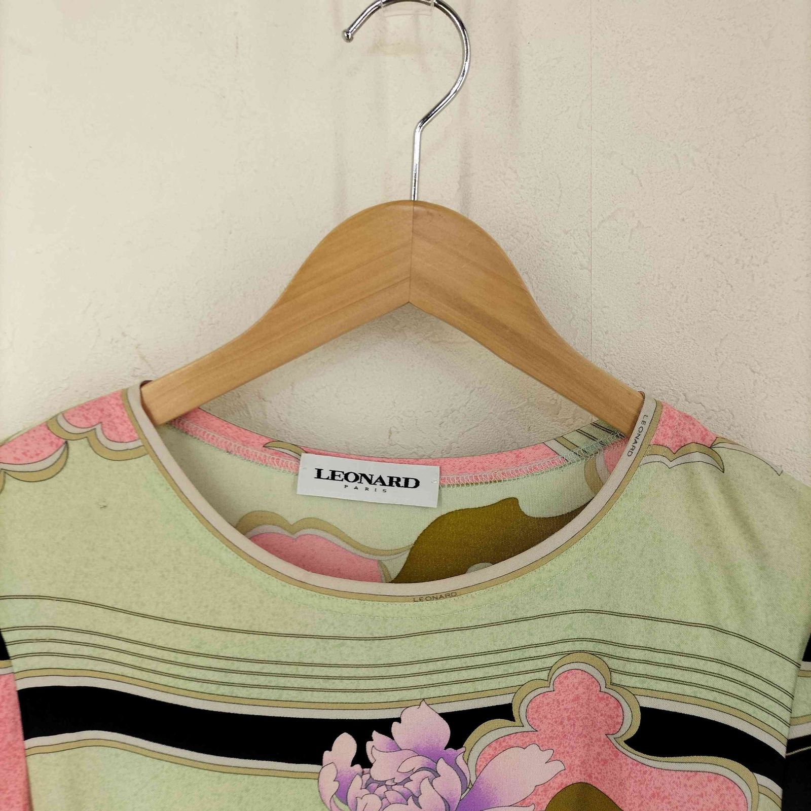 レオナール LEONARD シルク100 総柄 カットソー レディース FR：40