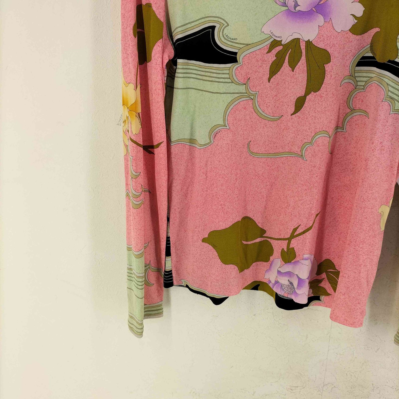 レオナール LEONARD シルク100 総柄 カットソー レディース FR：40