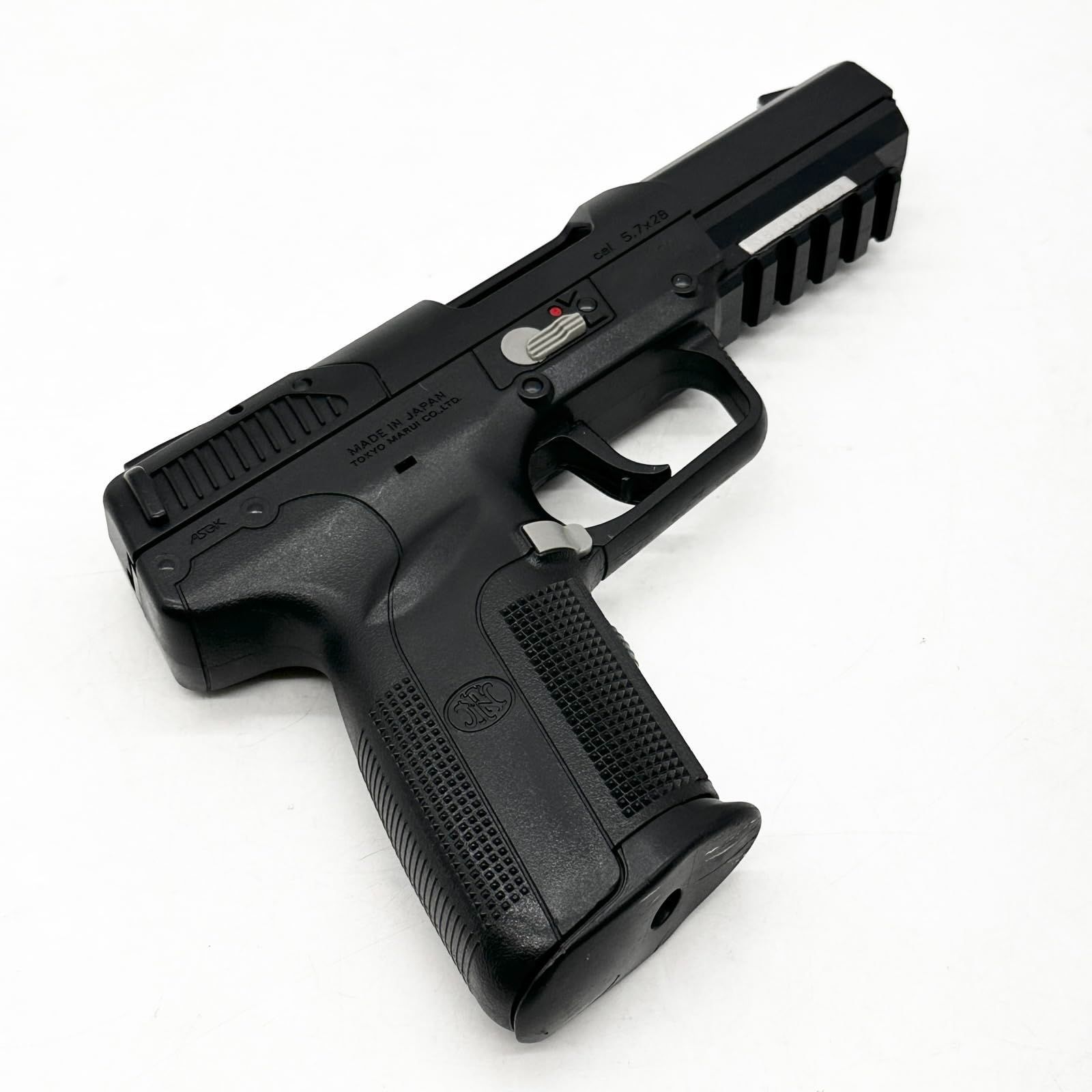 東京マルイ No.33 FN 5-7 18歳以上ガスブローバック ○181 - メルカリ