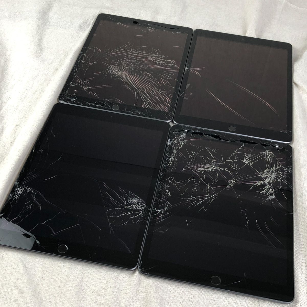 ◇ジャンク品・本体のみ◇【4点セット】Apple iPad 第9世代 Wi-Fi 64GB