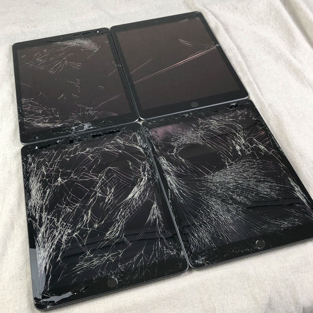 ◇ジャンク品・本体のみ◇【4点セット】Apple iPad 第9世代 Wi-Fi 64GB