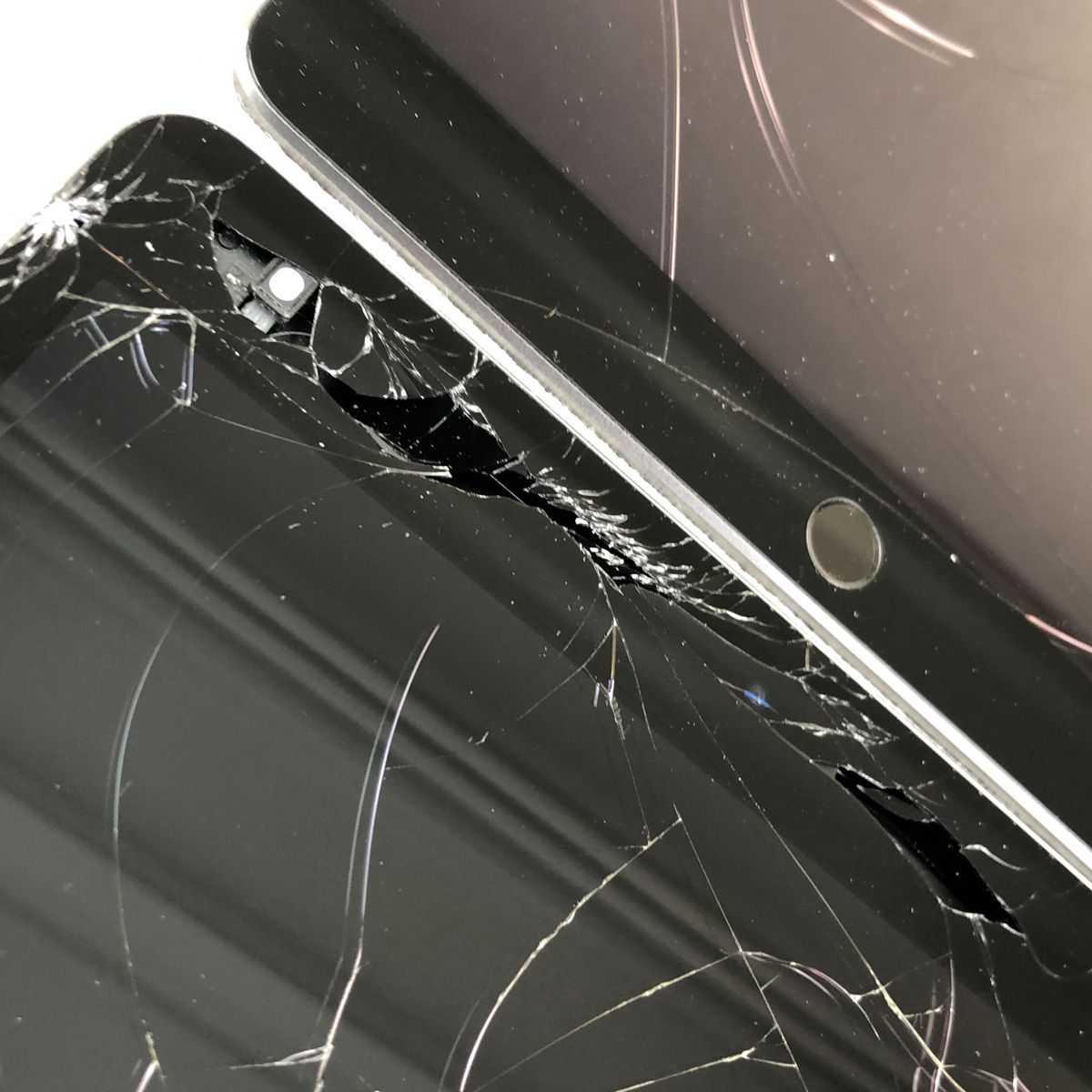 ◇ジャンク品・本体のみ◇【4点セット】Apple iPad 第9世代 Wi-Fi 64GB