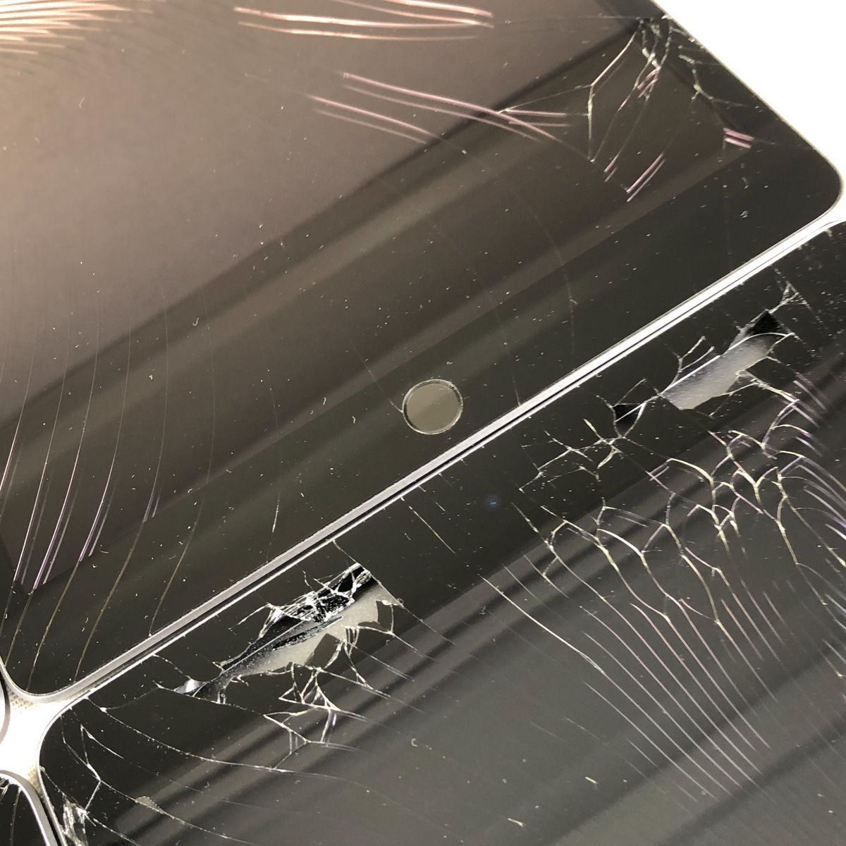 ◇ジャンク品・本体のみ◇【4点セット】Apple iPad 第9世代 Wi-Fi 64GB