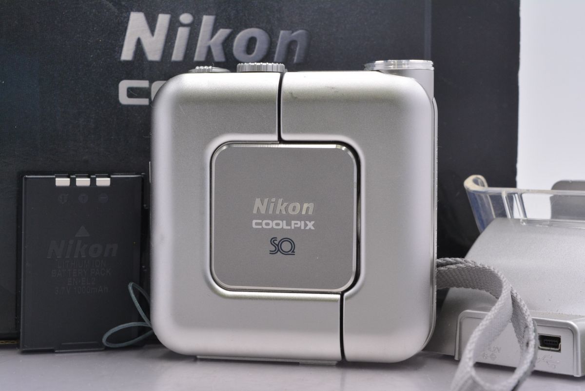 ニコン Nikon COOLPIX SQ 3x 元箱、バッテリー、充電器スタンド、付属