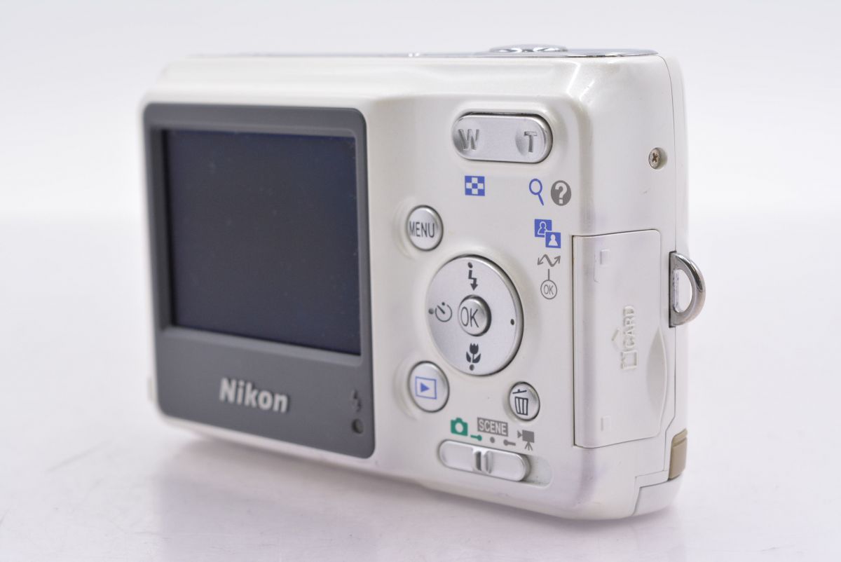 動作保証】 ニコン Nikon COOLPIX L2 3x 単三電池仕様 同梱無料