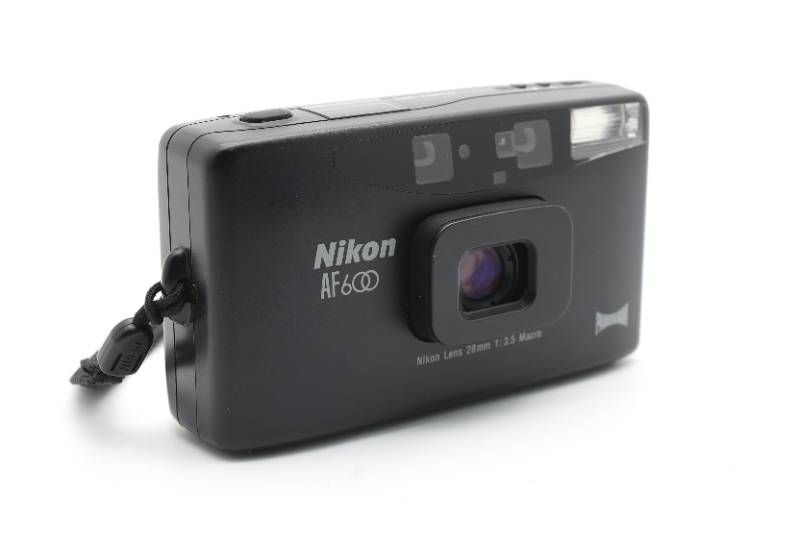 □完動品 Nikon AF600 コンパクトフィルムカメラ - メルカリ